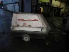 Small 2 wheel trailer with removeable top, this trailer needs some TLC to put it back to a road