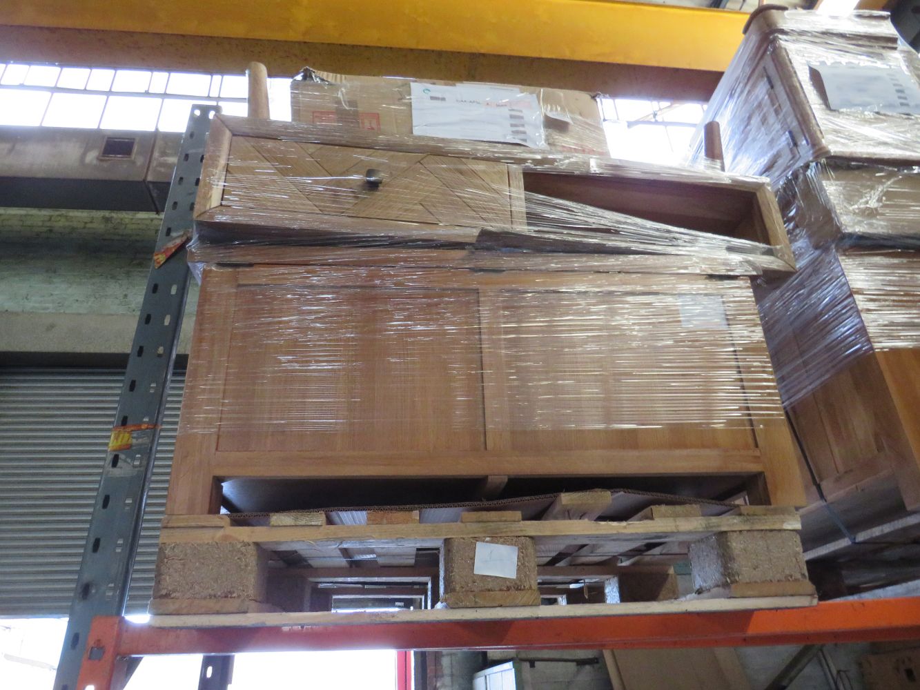 New and Unworked Pallet Auction with pallets from Oak Furniture land, Cotswold Co etc