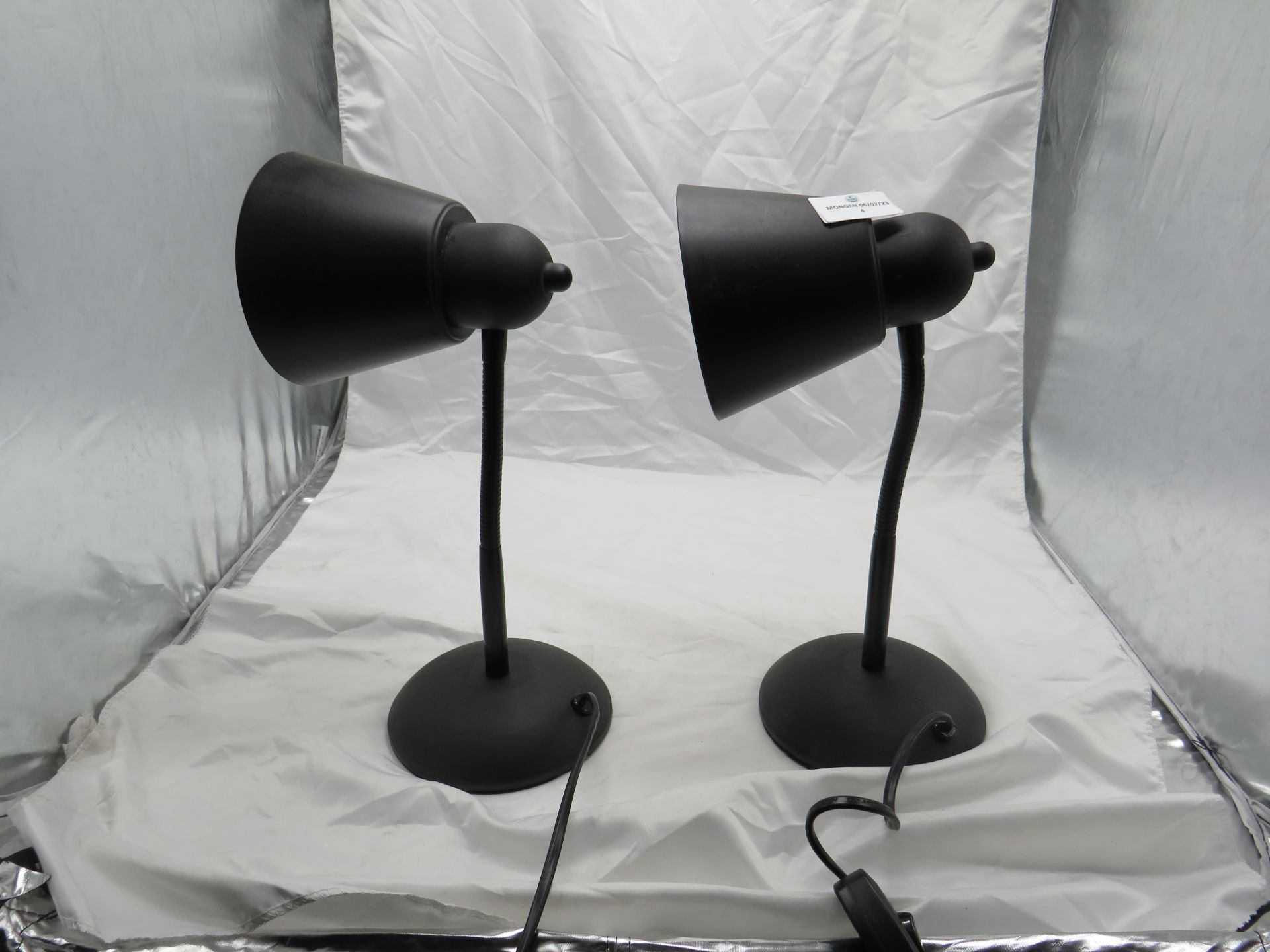 2x Adjustable Flexible Black Desk Lamps - No Packaging.