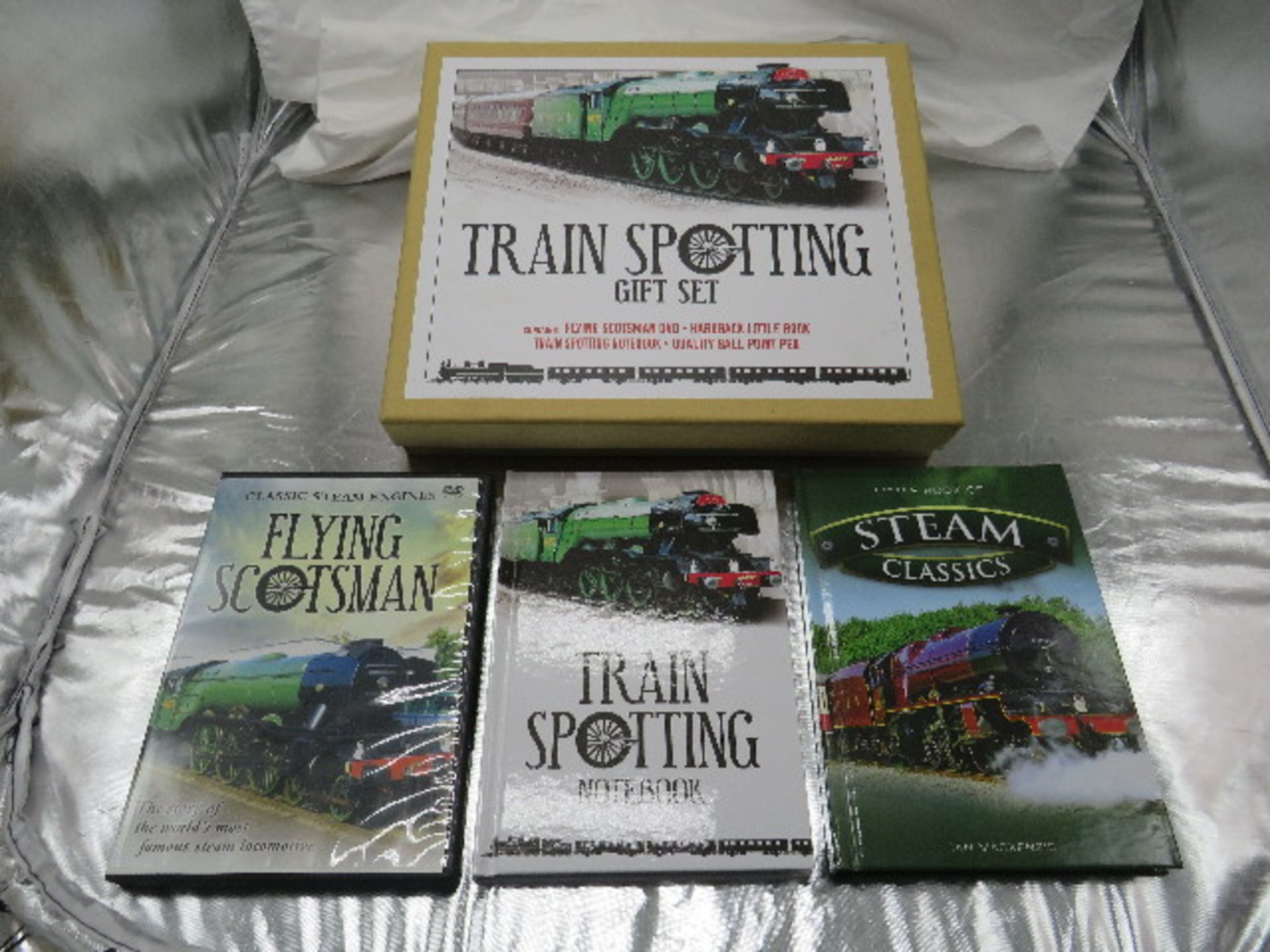 10x Trainspotting - 4-Piece Gift Set ( Flying Scotsman DVD / Hardback Little Book / Trainspotting