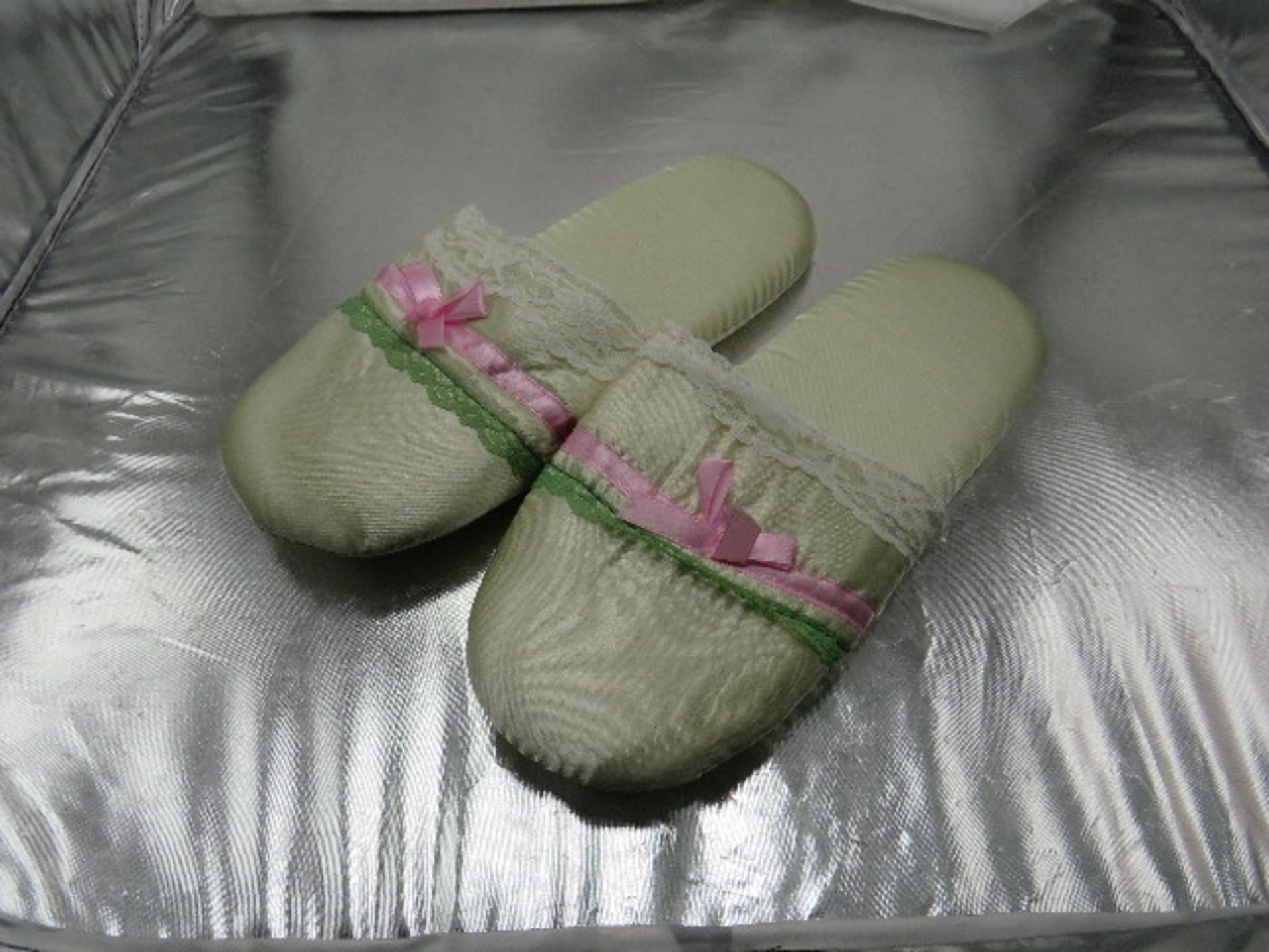 10x Unbranded - Ladies Silk Slippers - No Size - Unused & Packaged.