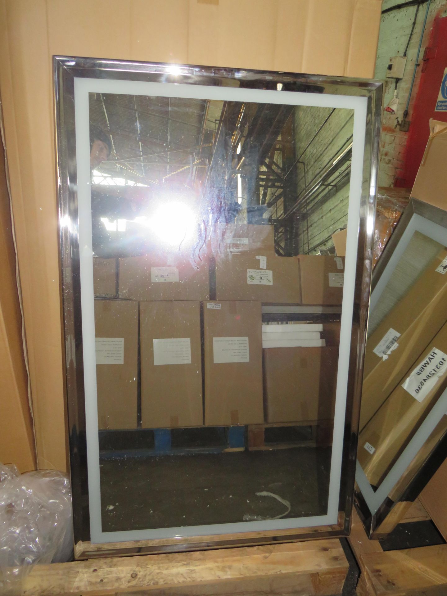 Chelsom - Bathroom Rectangular LED Illuminated Mirror ( BW/18/LED/18252-SW30 ) - New & Boxed.