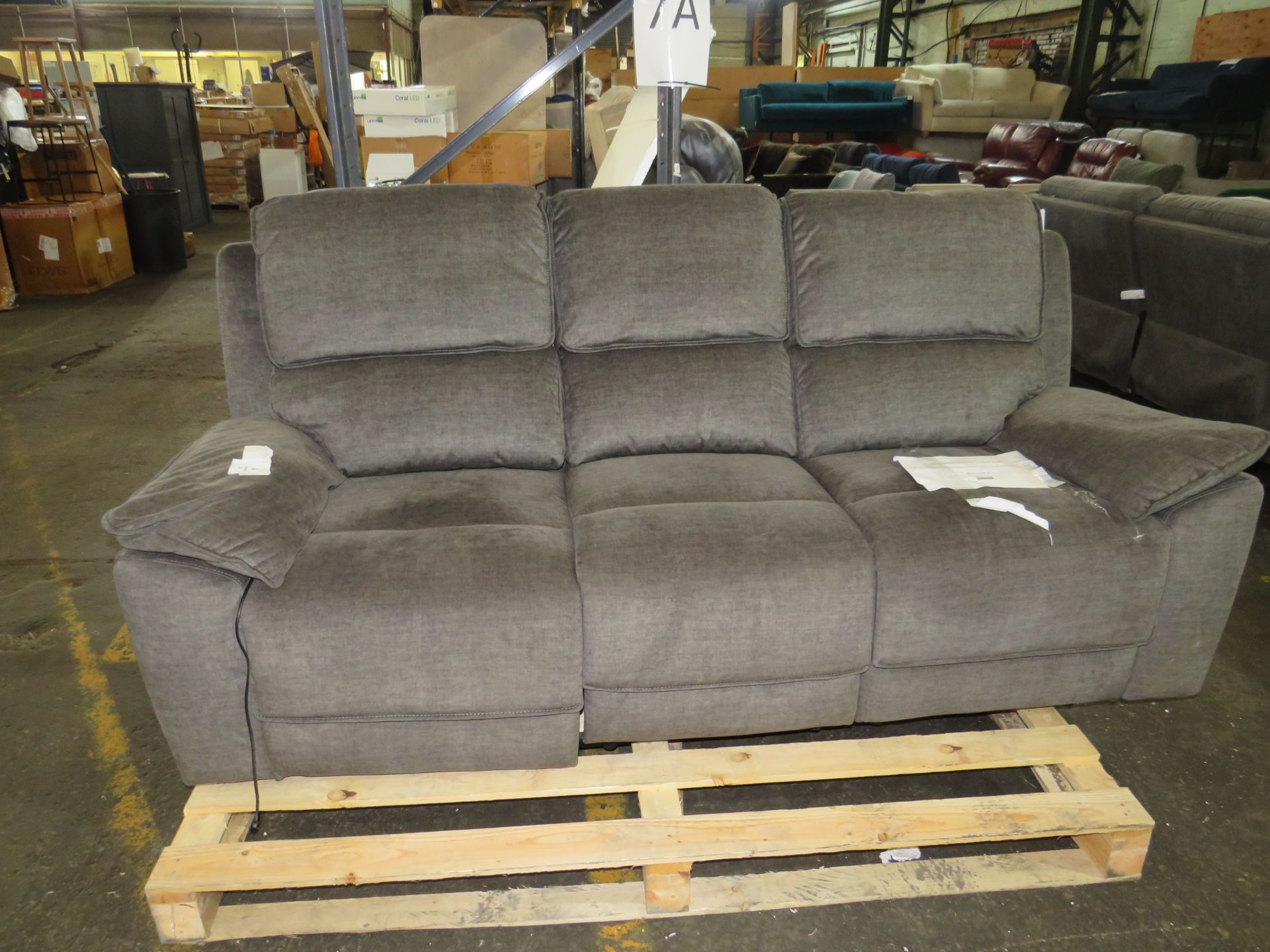 Oak Furnitureland Goodwood Plush Charcoal Fabric 3 Seater Electric Recliner Sofa RRP £1099.