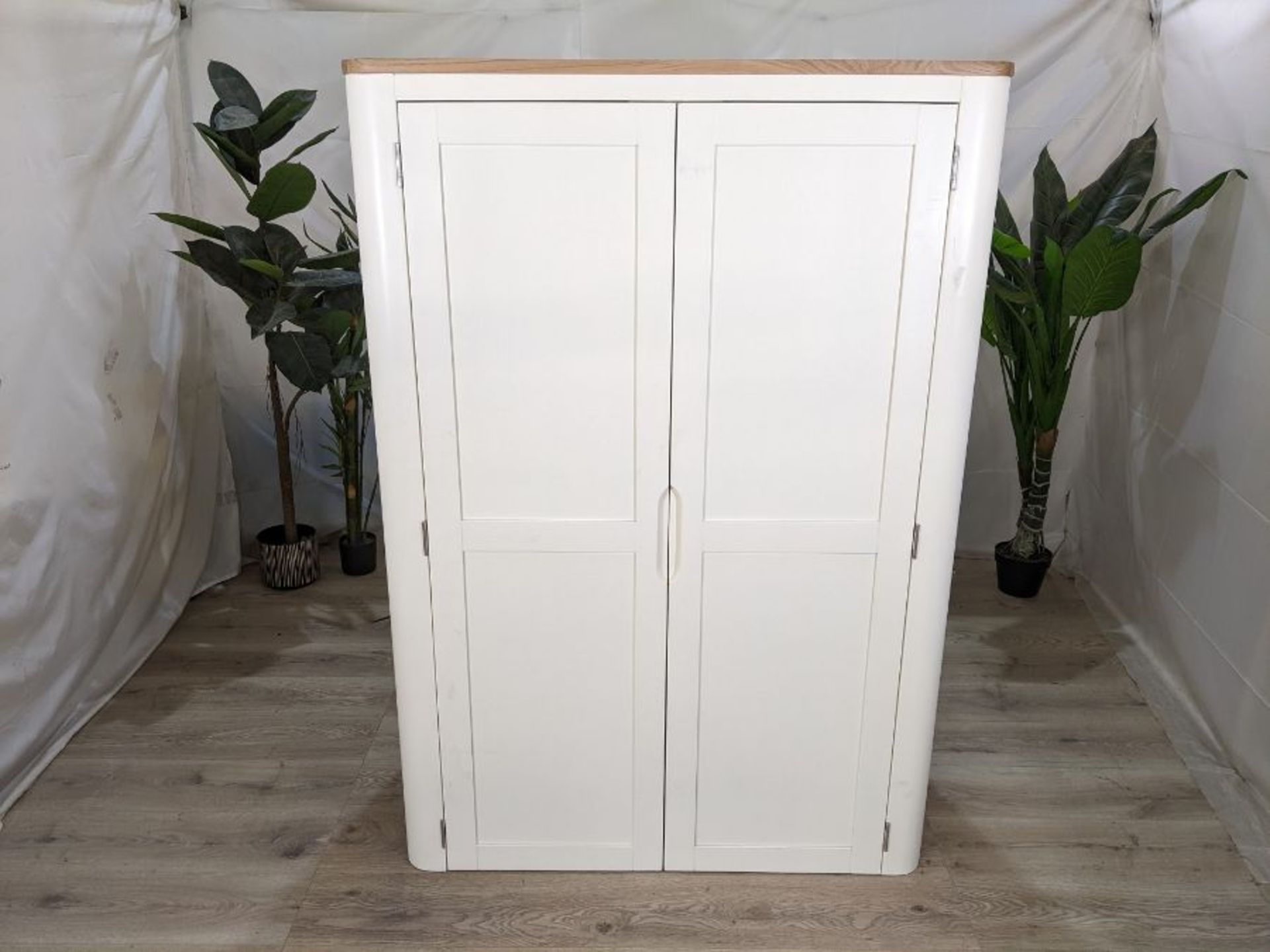 Oak Furnitureland Hove Natural Oak And Painted Double Wardrobe RRP 694.99 Grade B - Image 2 of 12