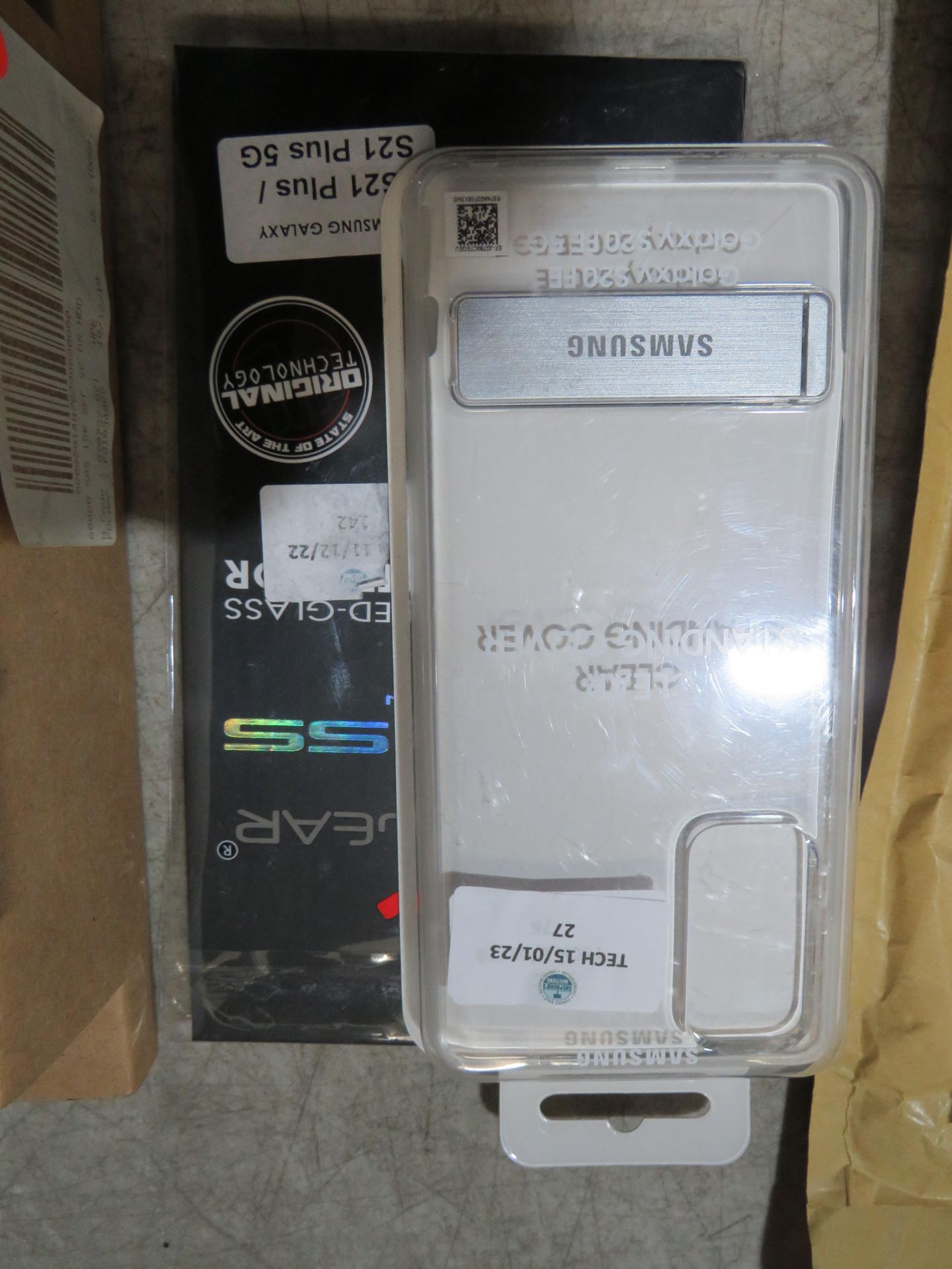 Offical Clear Samsung Standing case for s20 Fe and Fe 5G - New & Sealed. RRP ?34.99. 1X Premium
