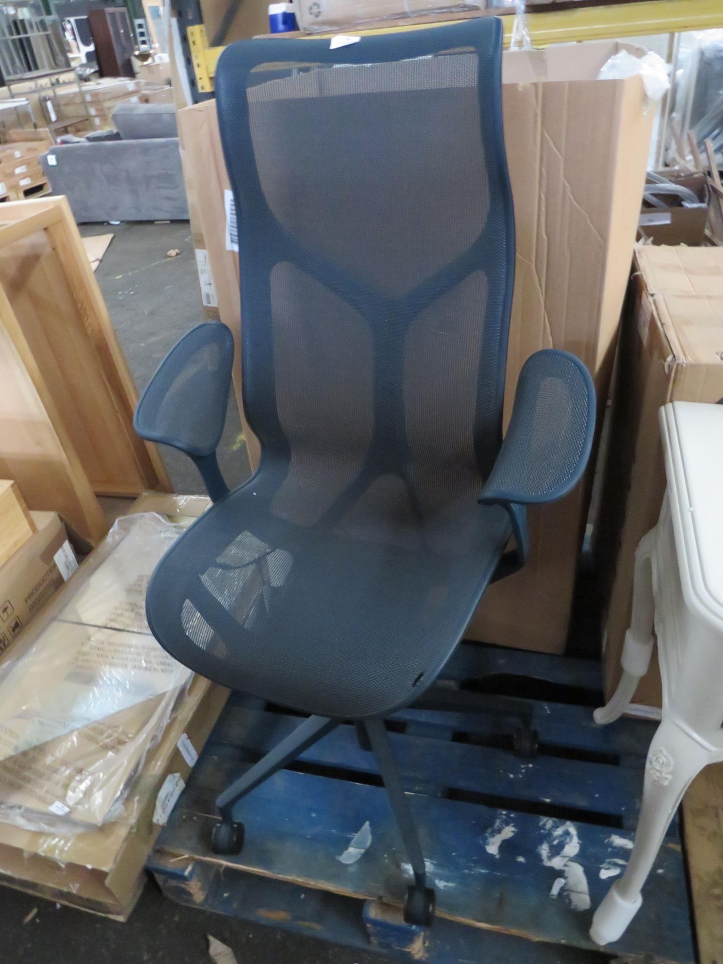 Herman Miller Cosm High Back Office Chair Nightfall RRP 1479.00 - Image 3 of 4