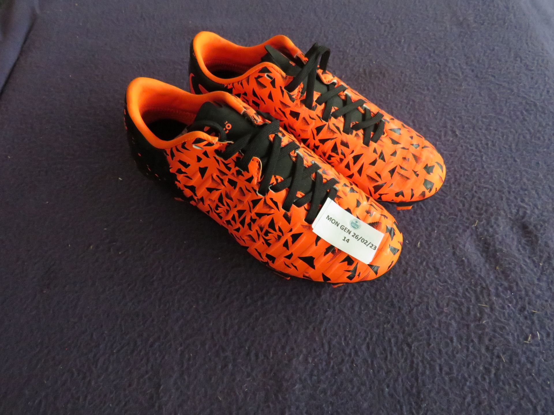 Sondico Blade football Boots - Size C11 - Good Condition, No Packaging.