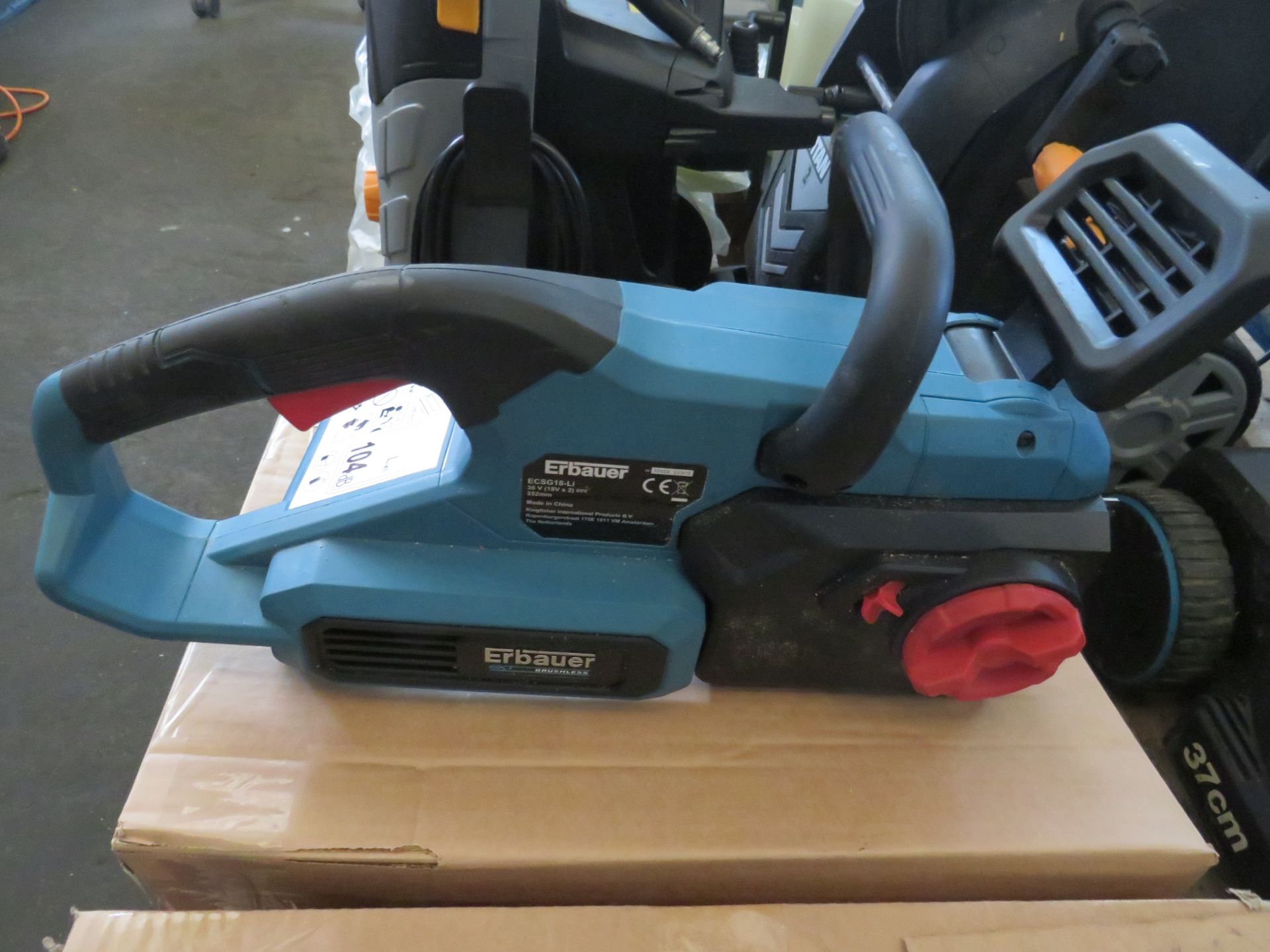 Erbauer - ECSG2x18v 352mm Cordless Chinsaw - No Batteries Present, Used Condition, Viewing