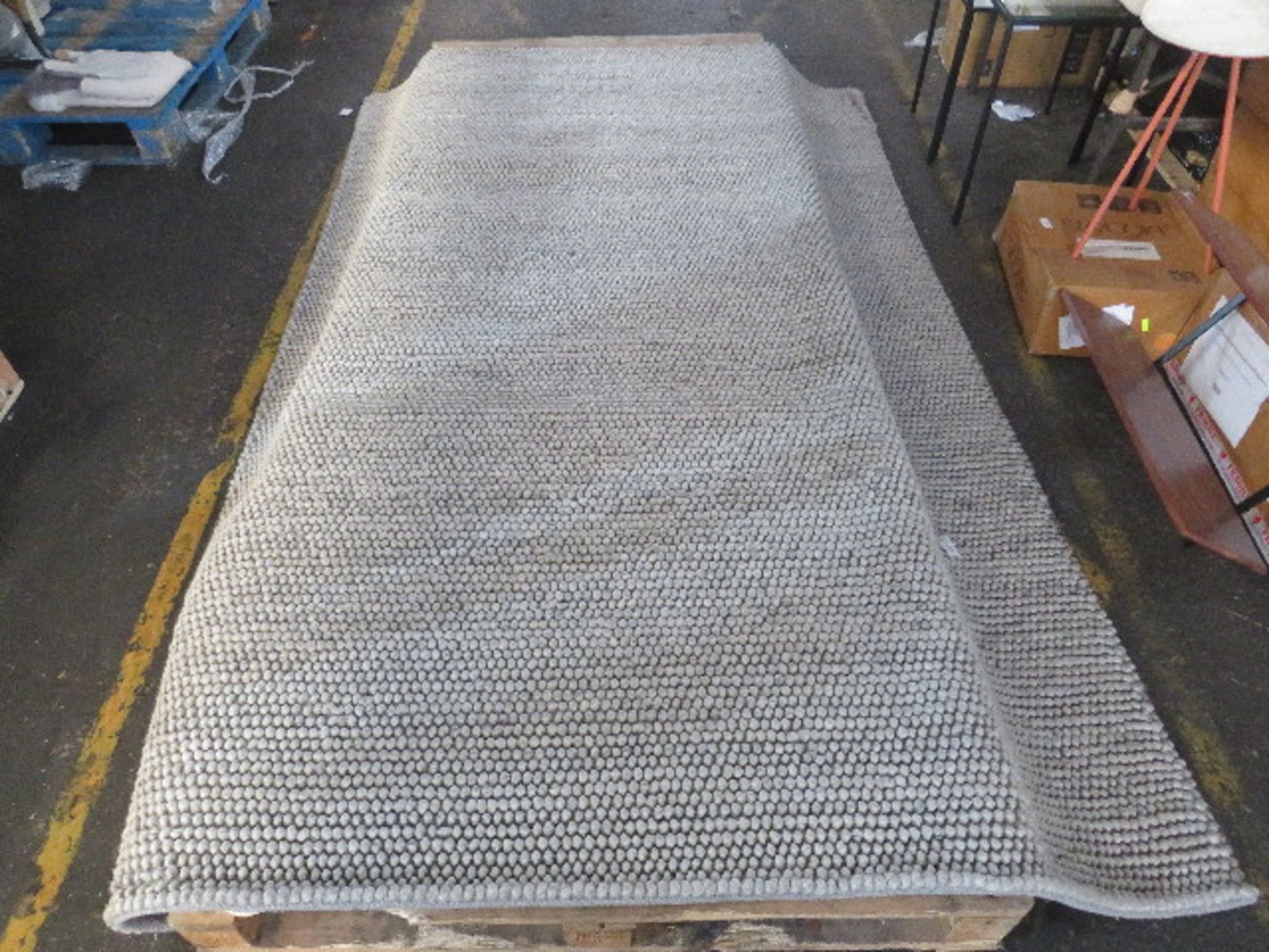 Pebble Rectangle Rug Grey 200X290cm GREY RRP ??169.00Enhance your home d?”cor with the stunning