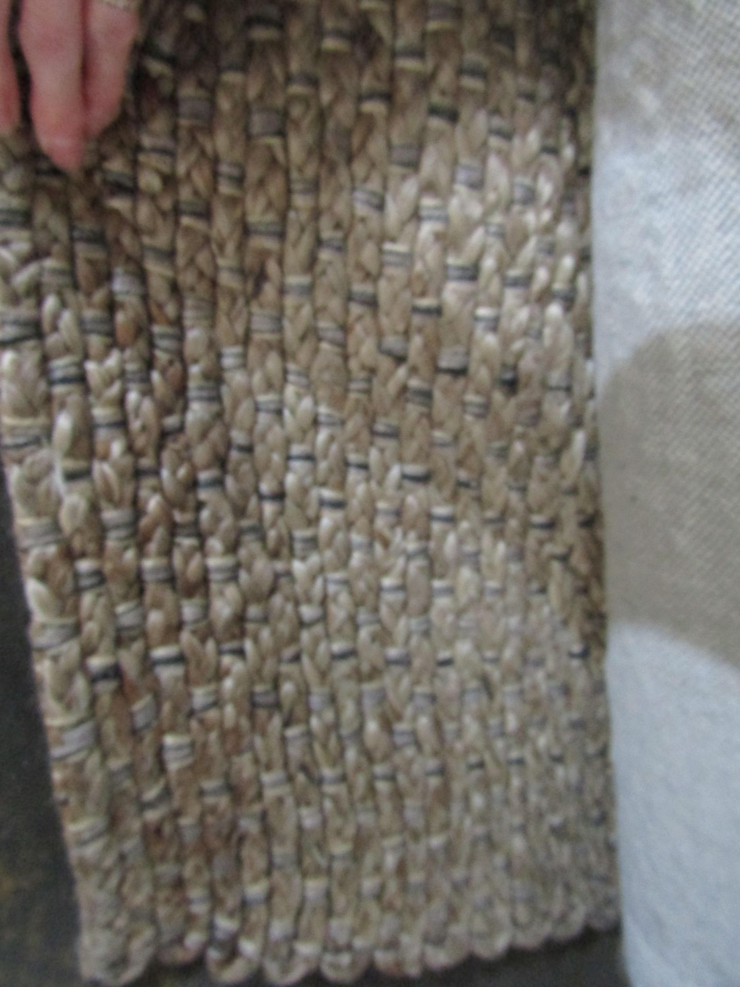 Chunky Jute Rectangle Rug Natural 140X200cm NATURAL RRP ??99.00 Our stunning Chunky Jute rug is made