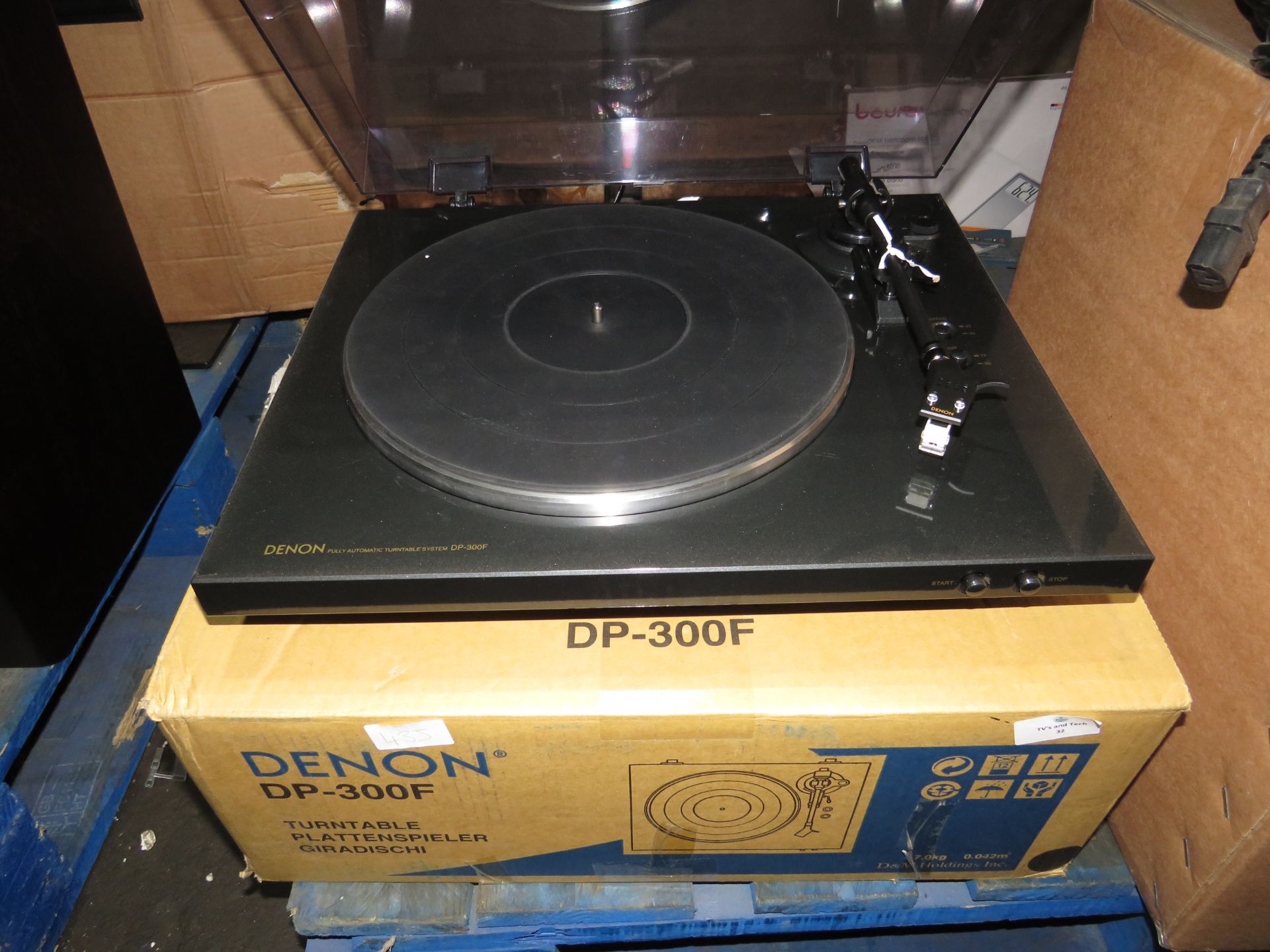 Denon Dp300 Black HiFi Turntable, powers on but unchecked any further RRP œ299, comes in original