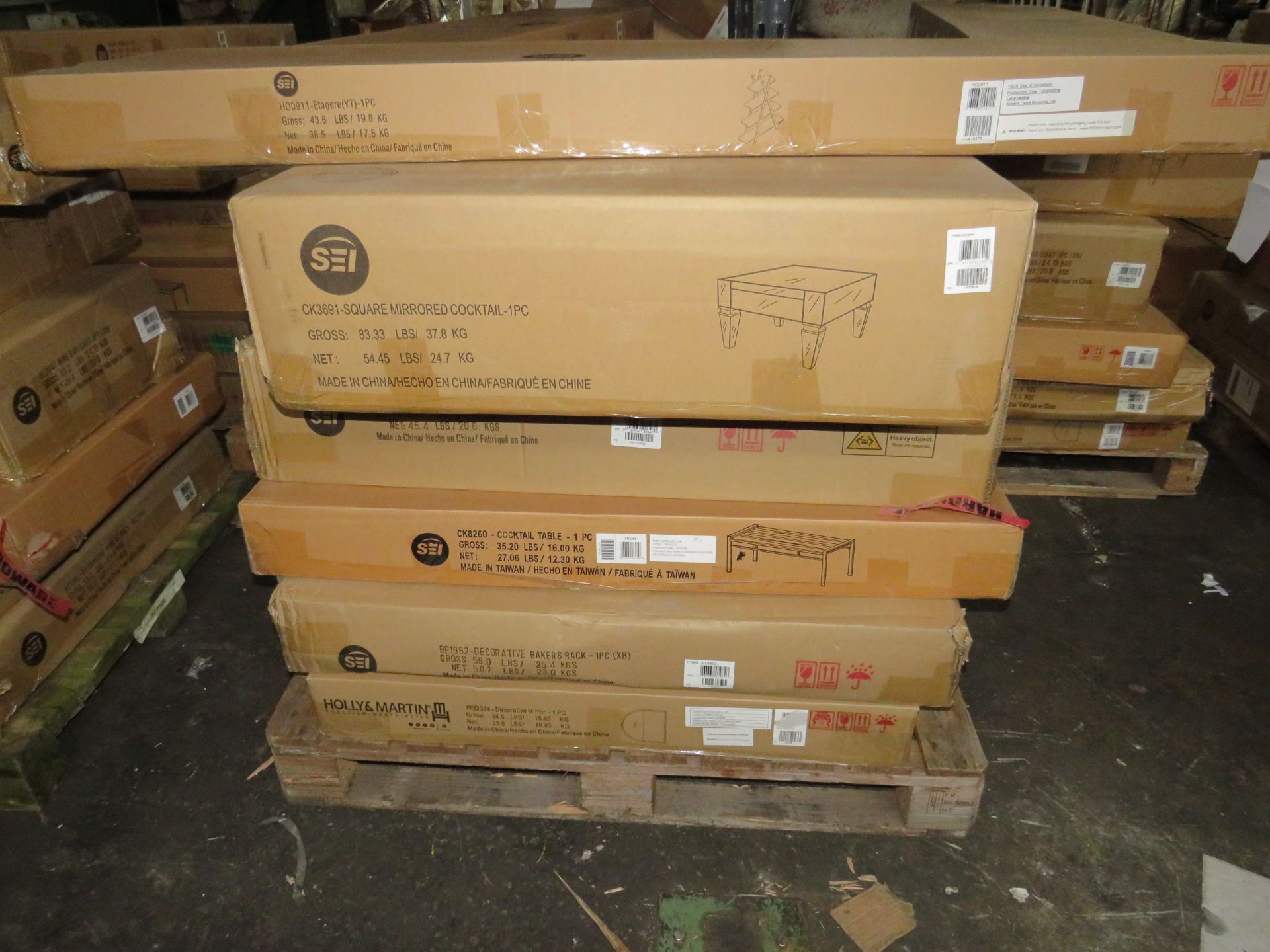 Mixed Lot of 6 x New SEI Furniture overstock - Total RRP approx 939.94 Includes: SEI Furniture