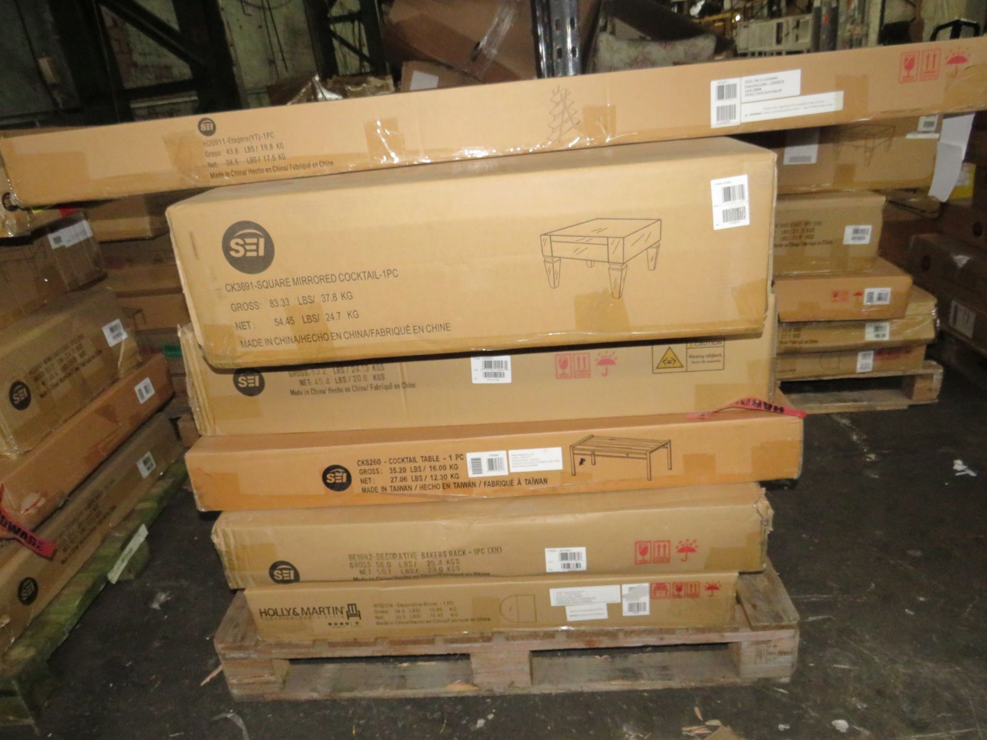 Mixed Lot of 6 x New SEI Furniture overstock - Total RRP approx 939.94 Includes: SEI Furniture