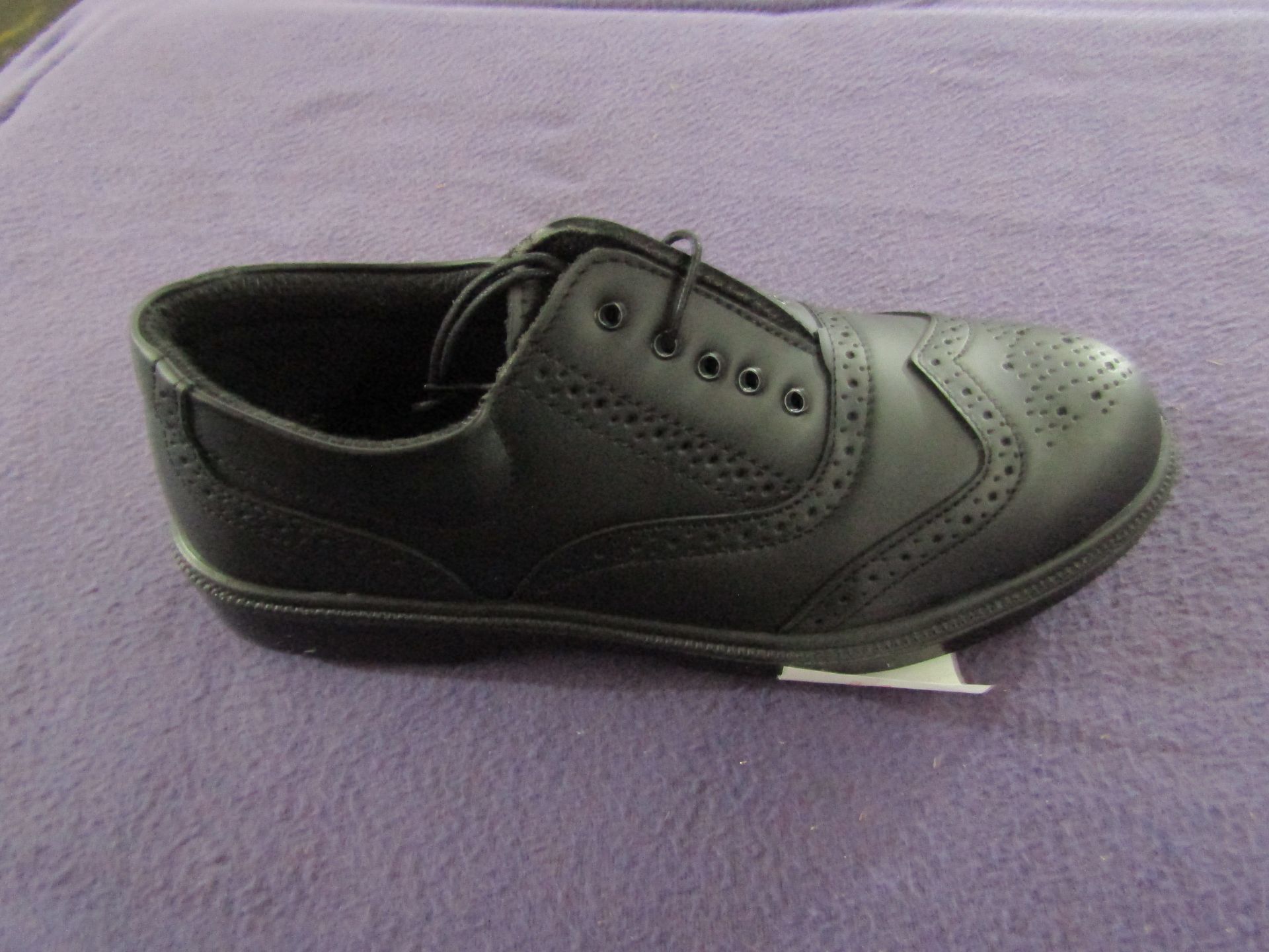 Tuskers - Black Pattened Design Steel Toe Cap Laced Shoes - Size 9 - Unused & Boxed.