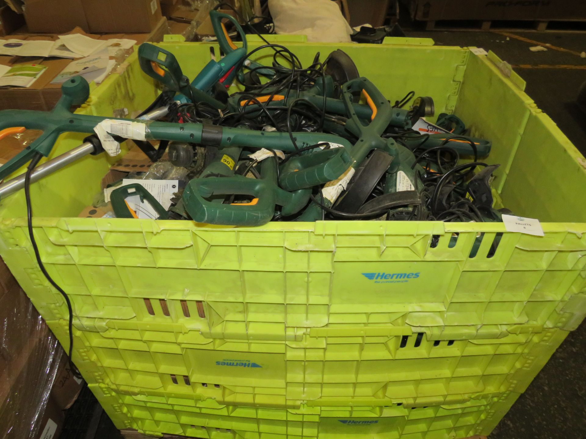 1x pallet containing Approx 40 + Returned Unbranded 250w Corded Electric Grass Trimmers - All Used