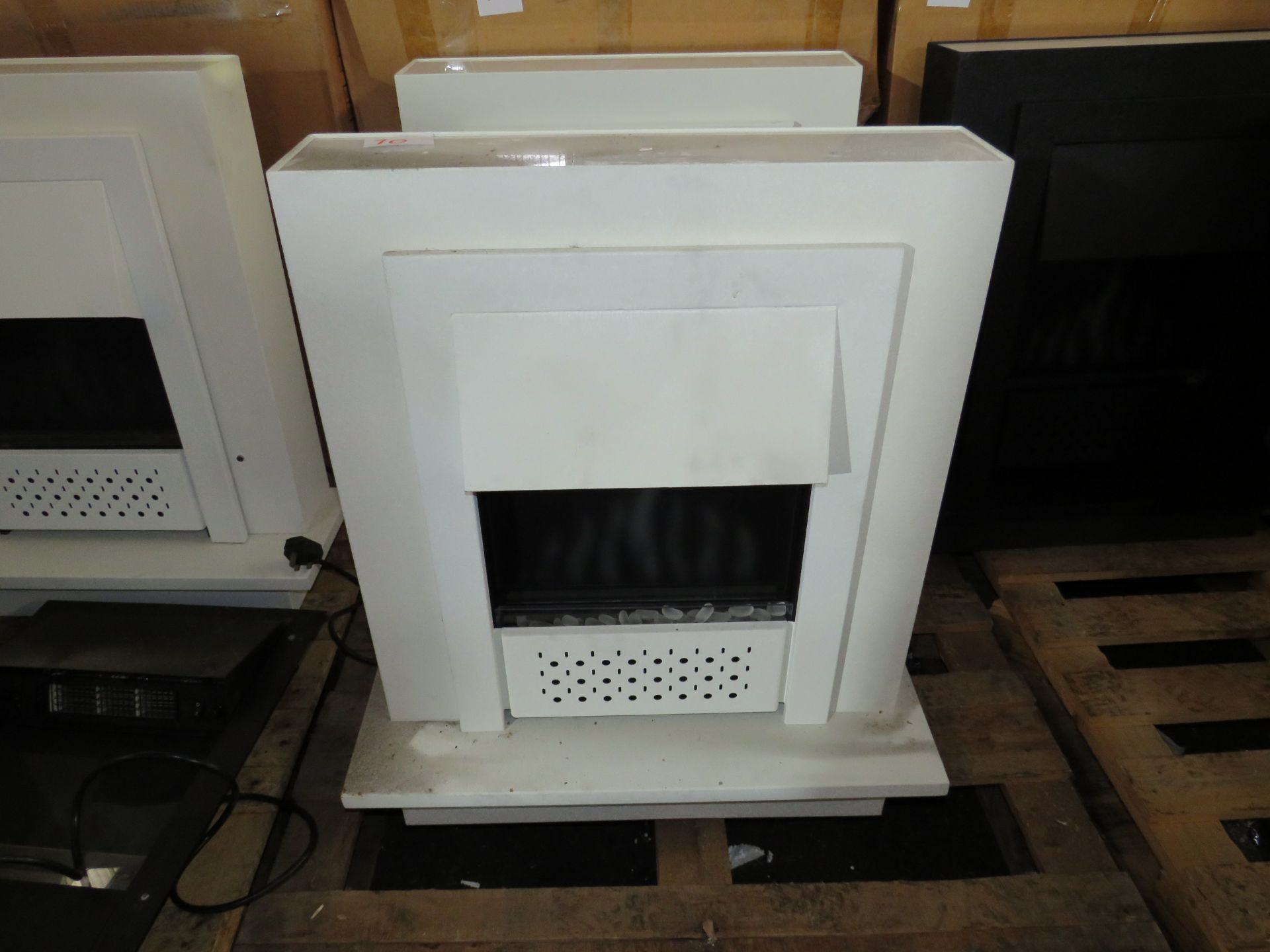 Goppa Fireplaces LTD, Model: FYR1 - Voltage 230/240v - Untested & Is Abit Dusty.