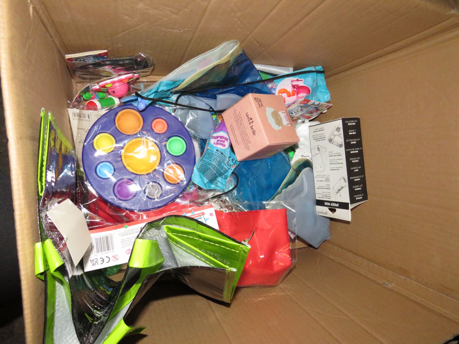 1x Box Containing Various Assorted Items - Conditions May Vary, Viewing Recommended.