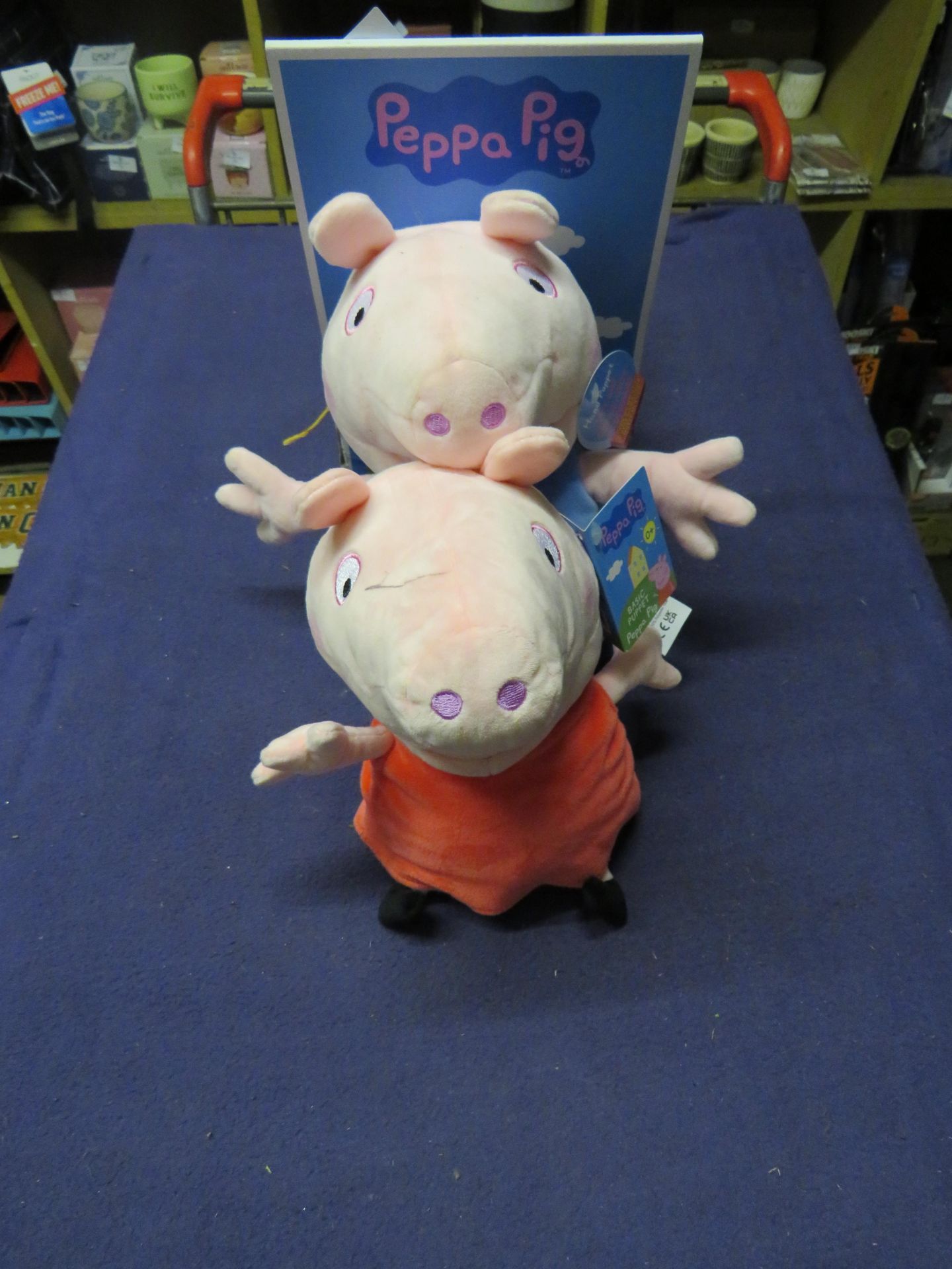 Peppa Pig - Play & Say Hand Puppets ( George Pig & Peppa Pig ) - Good Condition & Boxed.