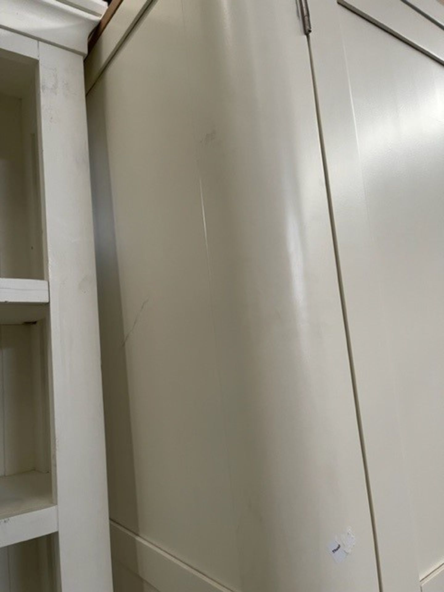 Oak Furnitureland Hove Natural Oak and Painted Triple Wardrobe, Side panel on the inside is - Image 3 of 9