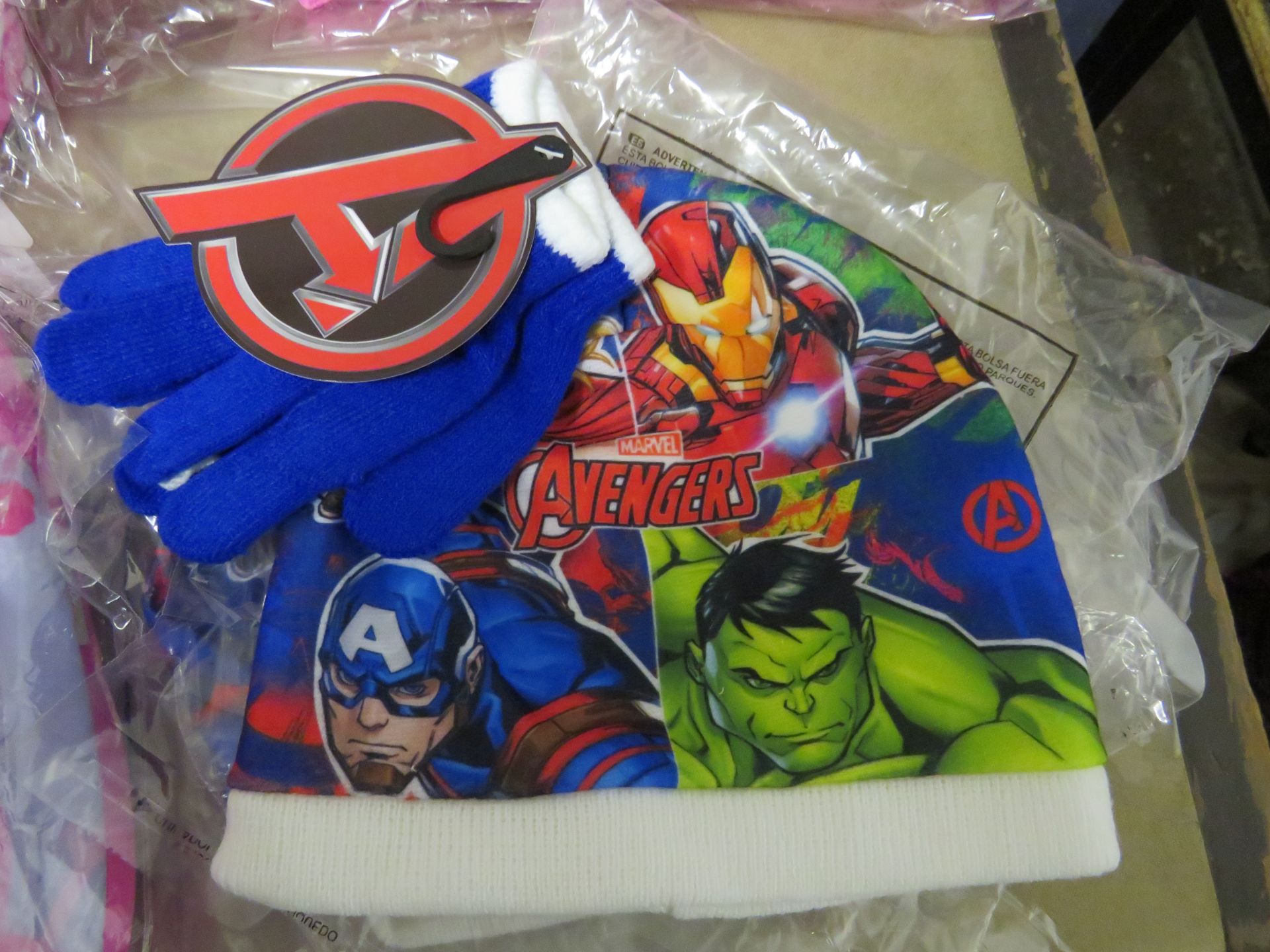 2 X Marvel Avenger Hat & Glove Sets New & Packaged