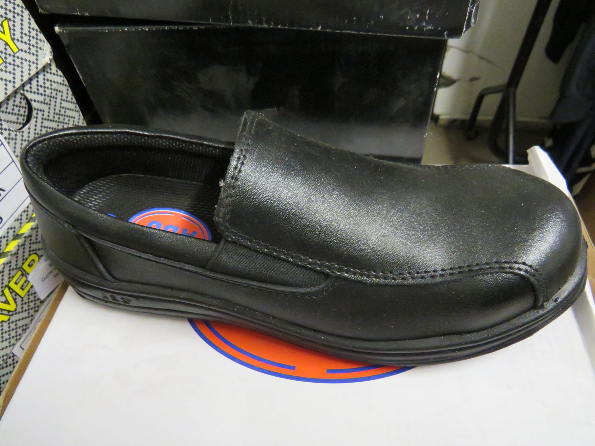A+C43BS - Ladies Steel Toe Cap Slip On Shoe - Size 8 - Unused & Boxed.