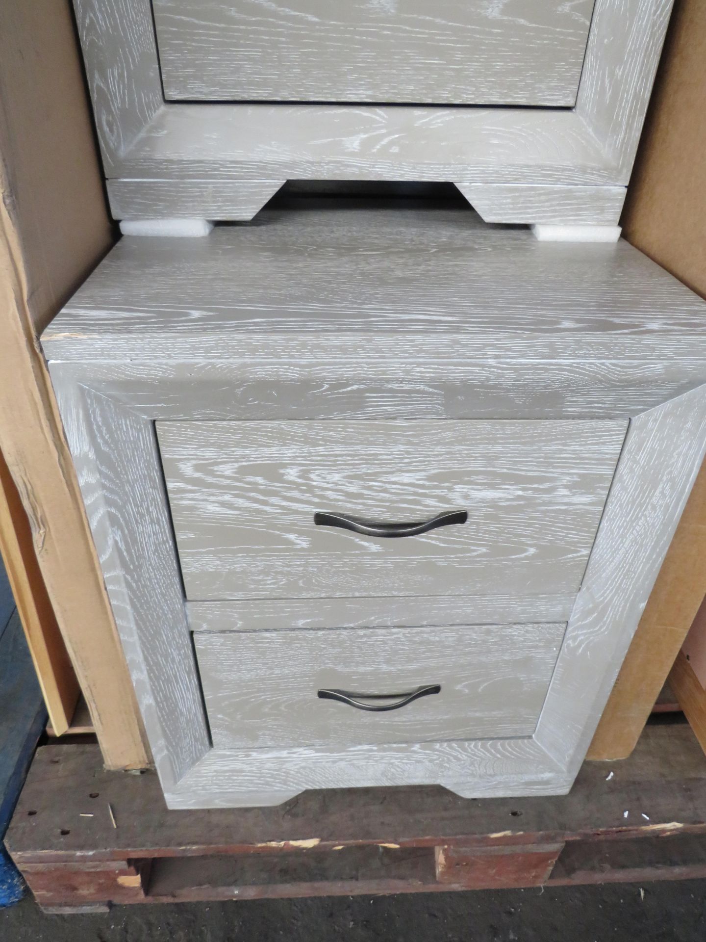 Oak Furnitureland Willow Light Grey 2 Drawer Bedside Table Solid Oak RRP 189.99 SpecificationsWidth: