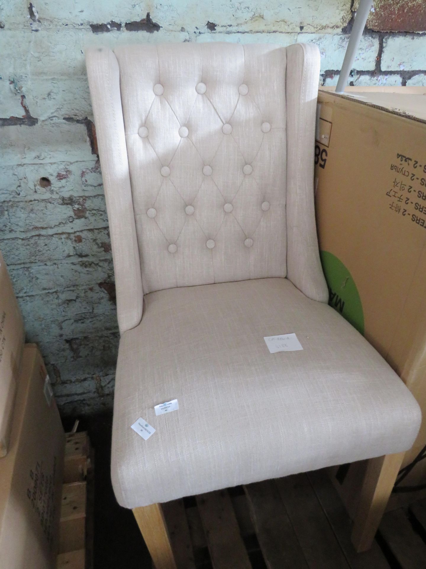Cotswold Company Foxglove Stone Linen Winged Buttoned Chair RRP 160.00 Our stunning stone coloured