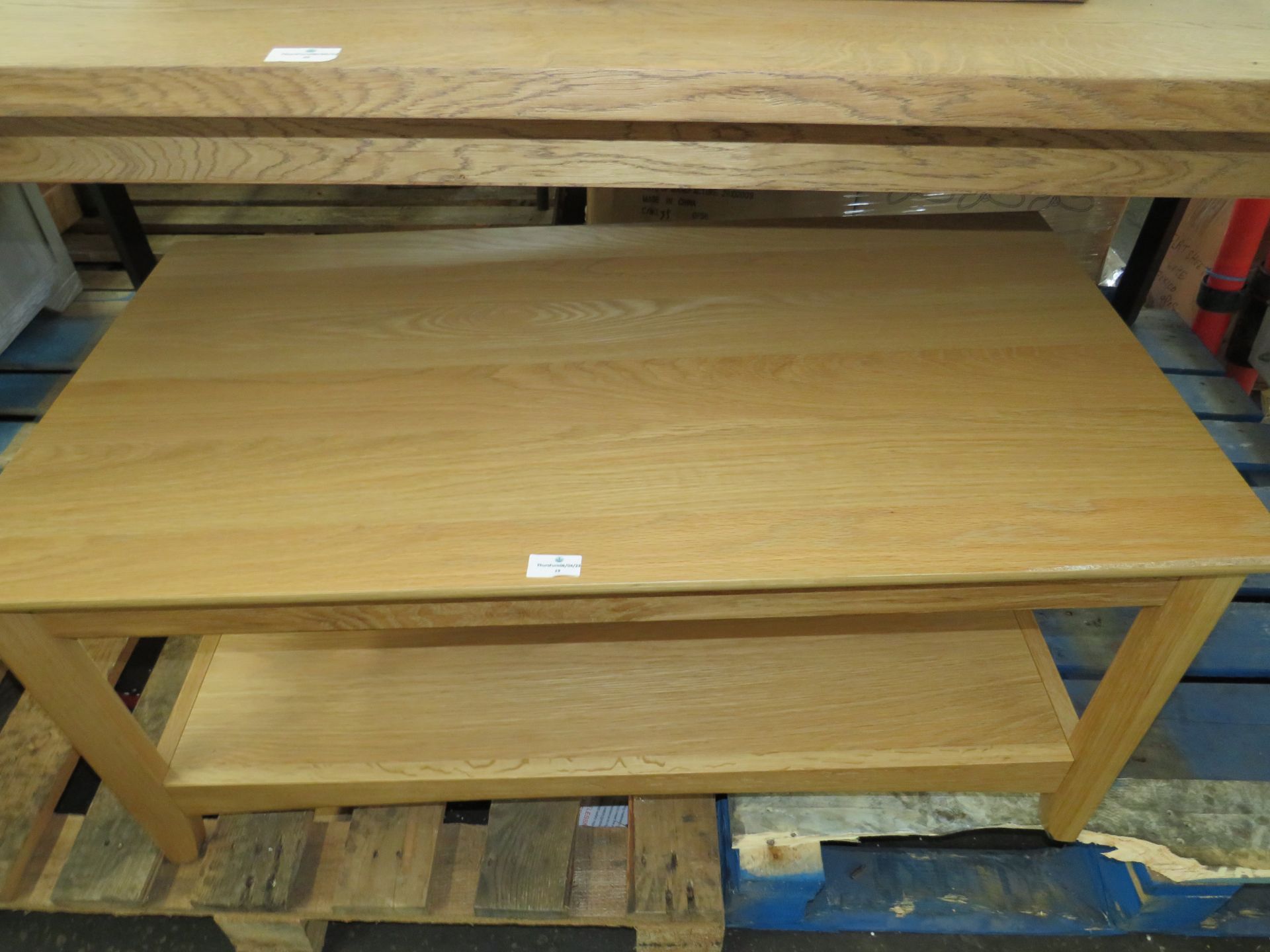 John Lewis Alba Coffee Table Oak RRP 99.00 The items in this lot are thought to be in good condition