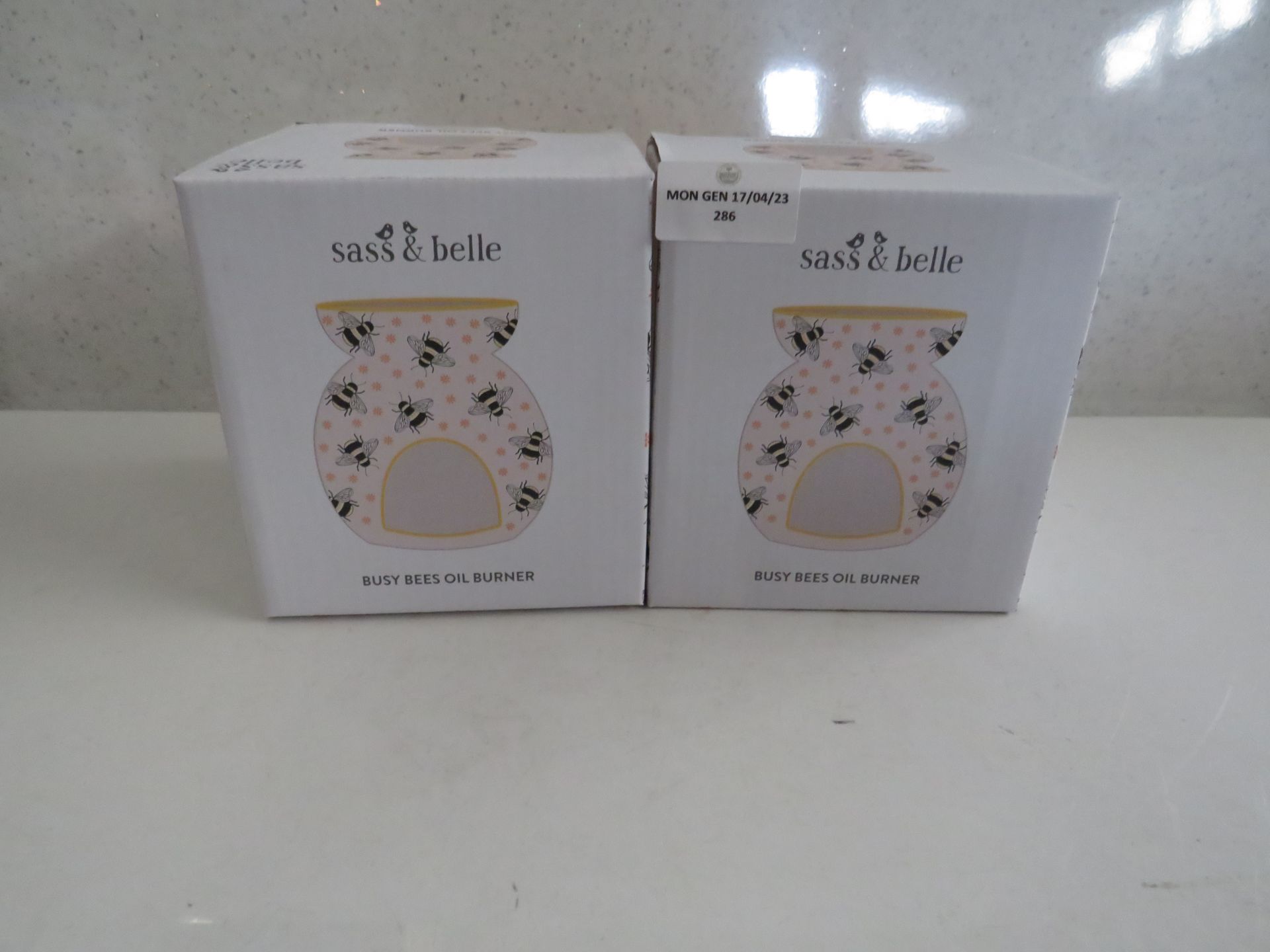 2x Sass & Belle - Busy Bee Oil Burner - Unused & Boxed.