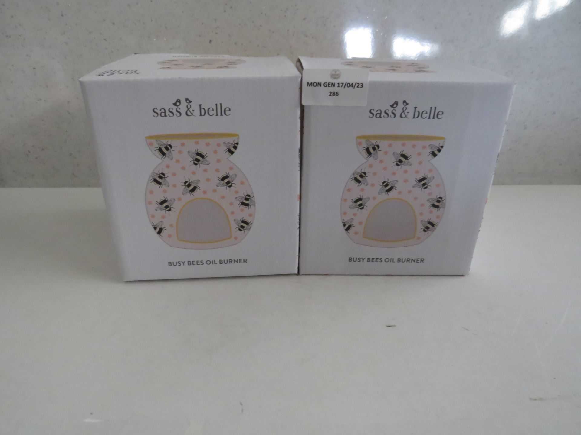 2x Sass & Belle - Busy Bee Oil Burner - Unused & Boxed.