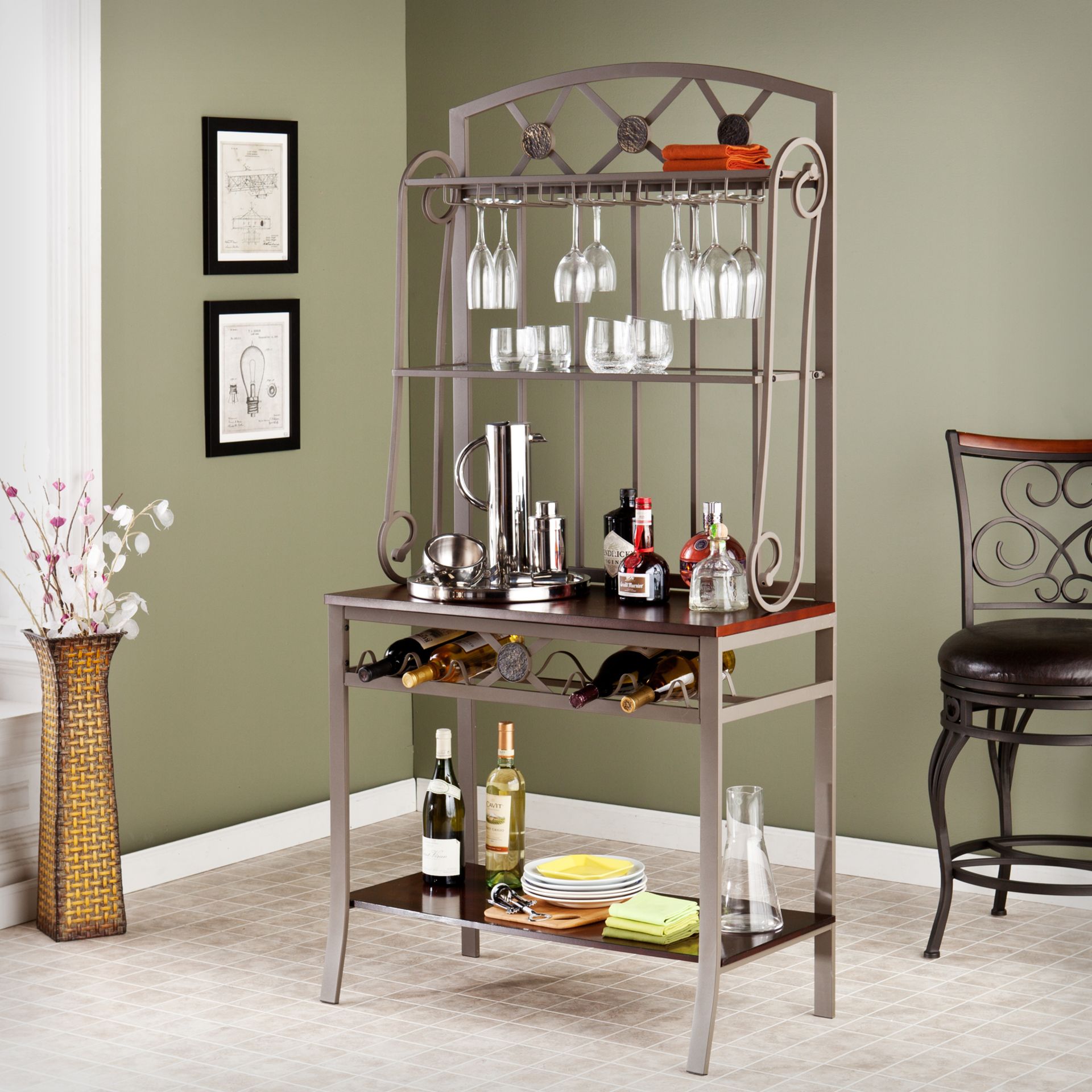 SEI Furniture Collection Decorative Baker's Rack with Wine Storage RRP 171.99 An excellent