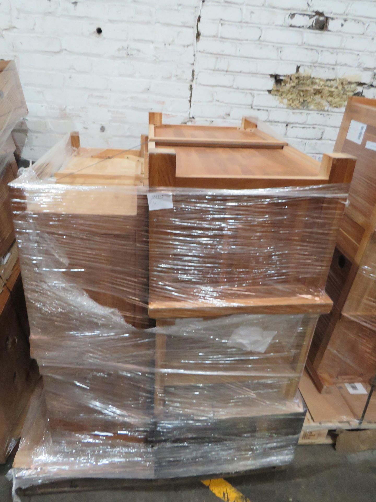 Mixed Lot of 5 x Oak Furnitureland Customer Returns for Repair or Upcycling - Total RRP approx