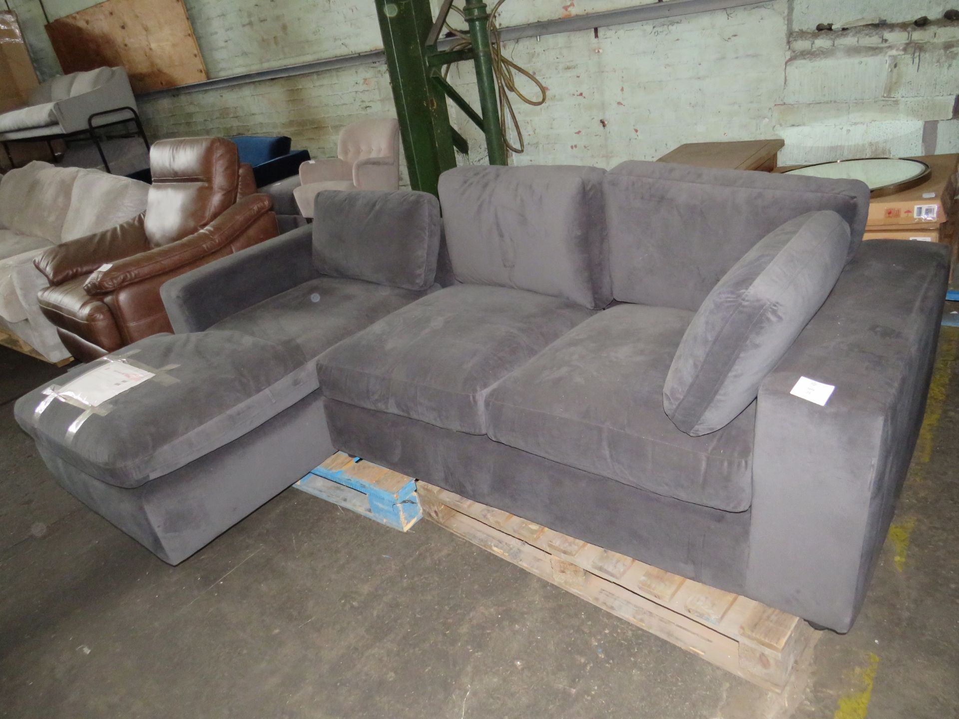 Swoon Seattle MTO Left-Hand Corner Sofa in Granite Easy Velvet RRP 2299.00missing half a sofa The