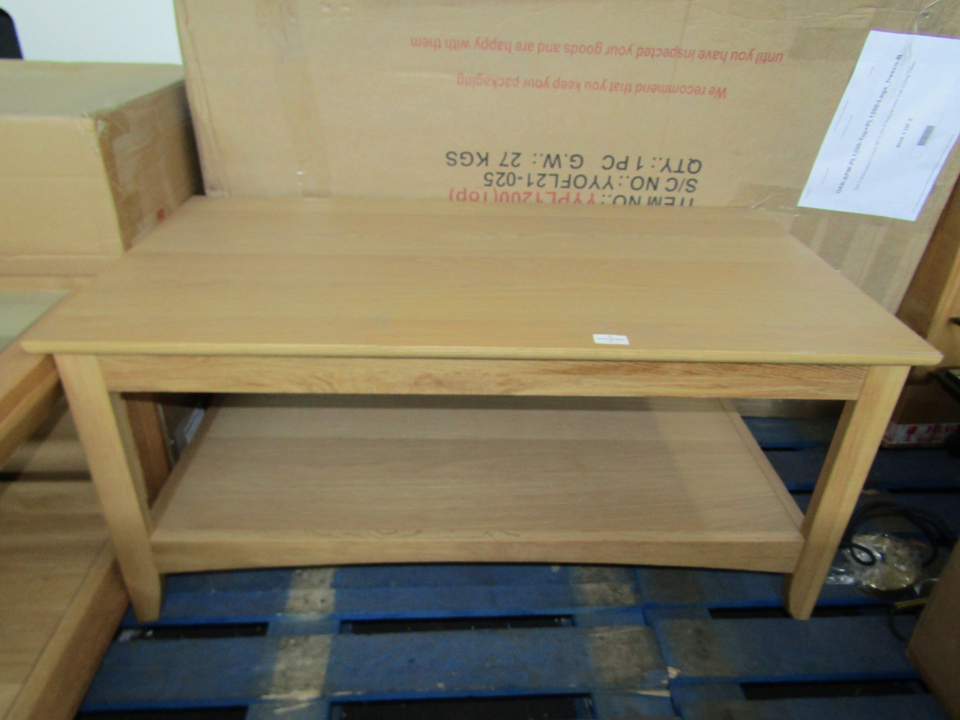 John Lewis Alba Coffee Table Oak RRP 99.00 The items in this lot are thought to be in good condition