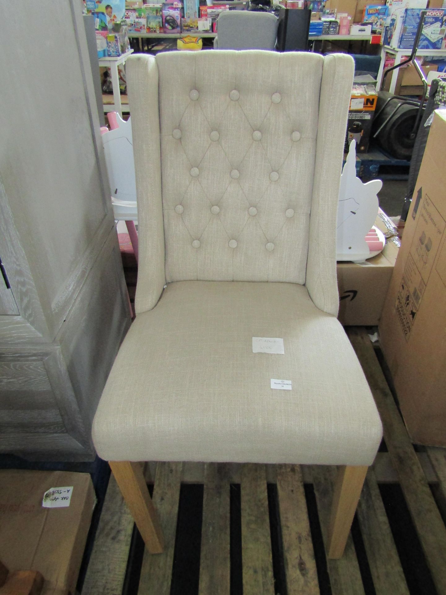 Cotswold Company Foxglove Stone Linen Winged Buttoned Chair RRP 160.00 Our stunning stone coloured