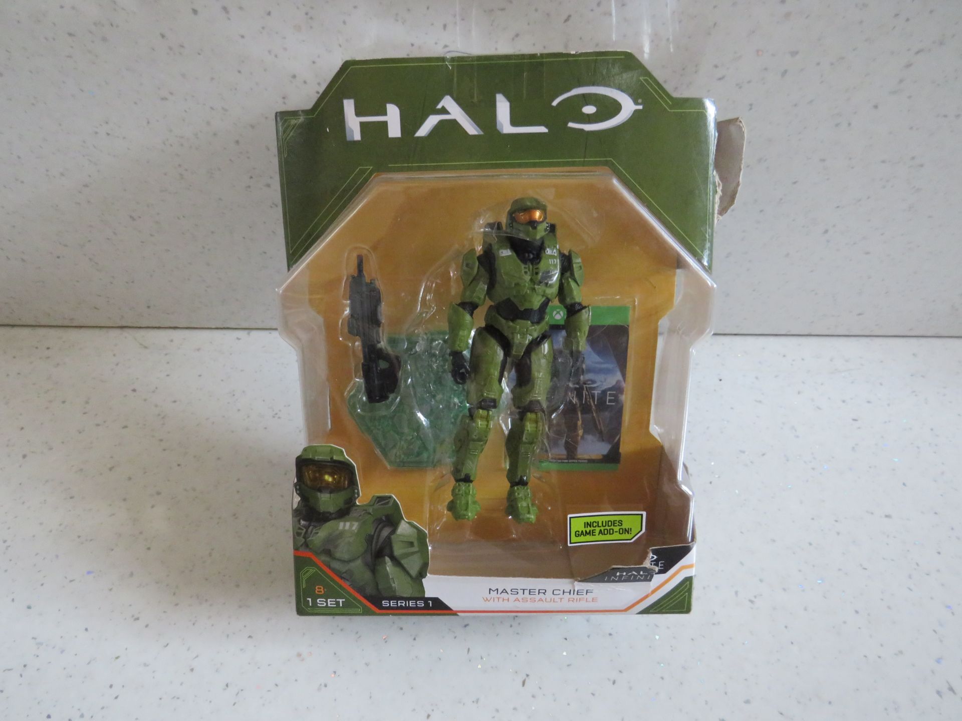 Halo - Series 1 Master chief With Assault Rifle Figure - Packaging Damaged.