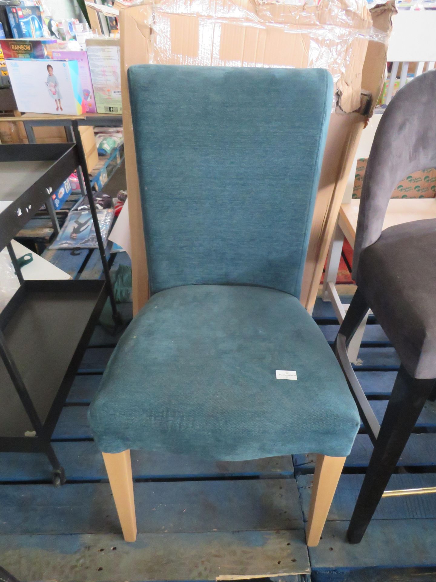 John Lewis Evelyn Velvet Dining Chair Teal RRP 199.00 Product code: 83613708We've paid attention