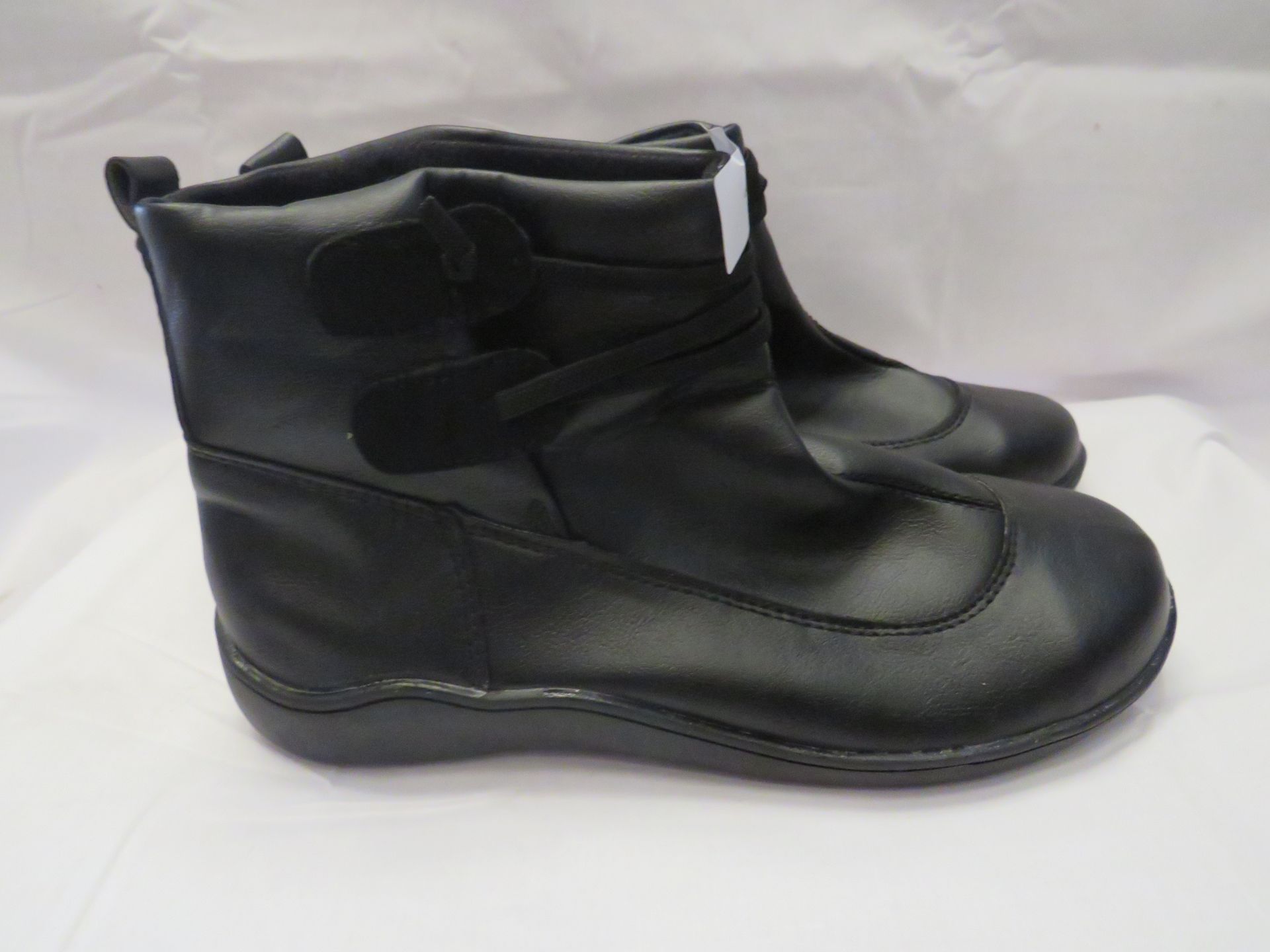 Cushion Walking Boot Black Size 37 New