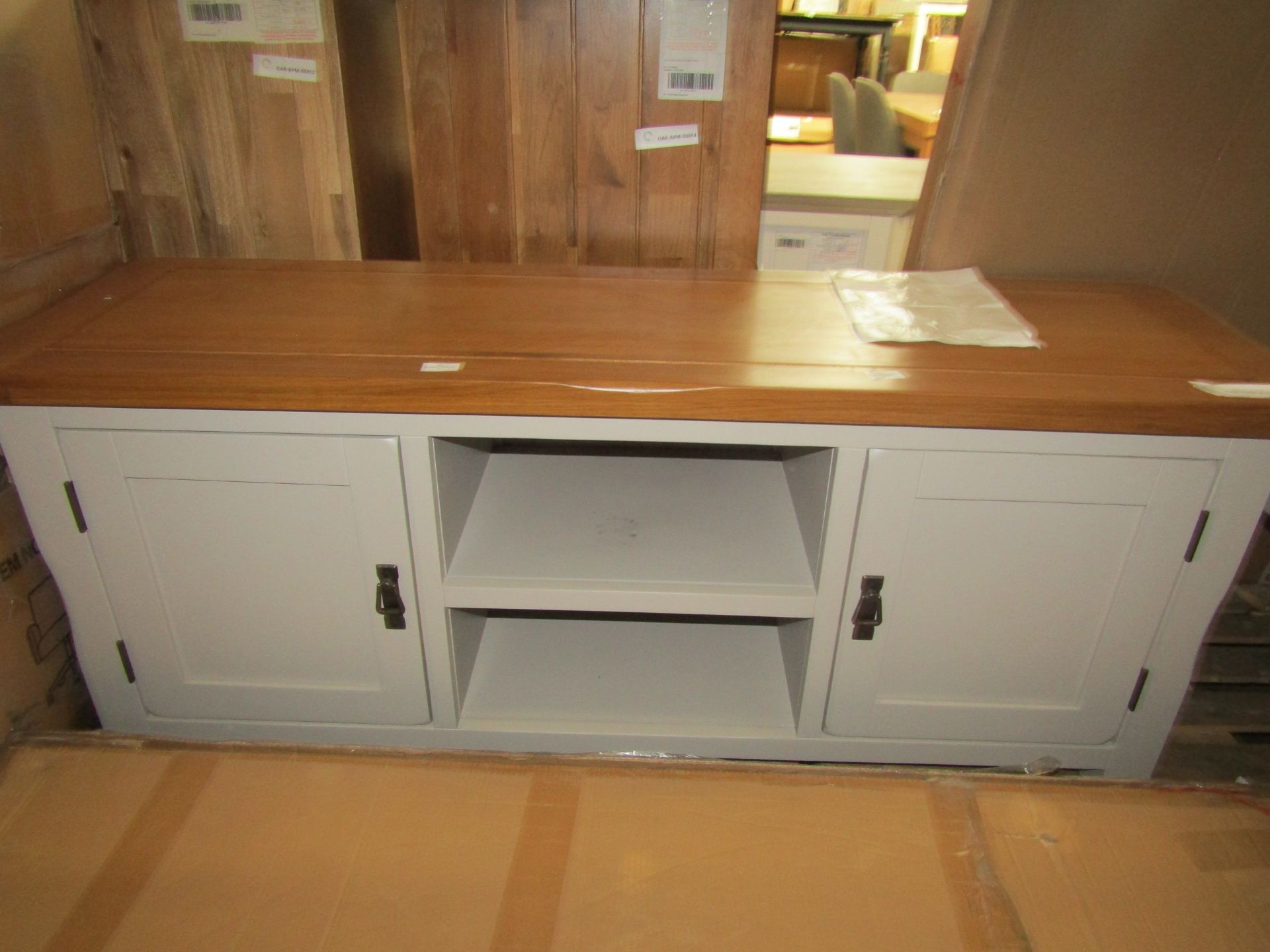 Oak Furnitureland Kemble Rustic Solid Oak and Painted Large TV Cabinet RRP ¶œ299.99