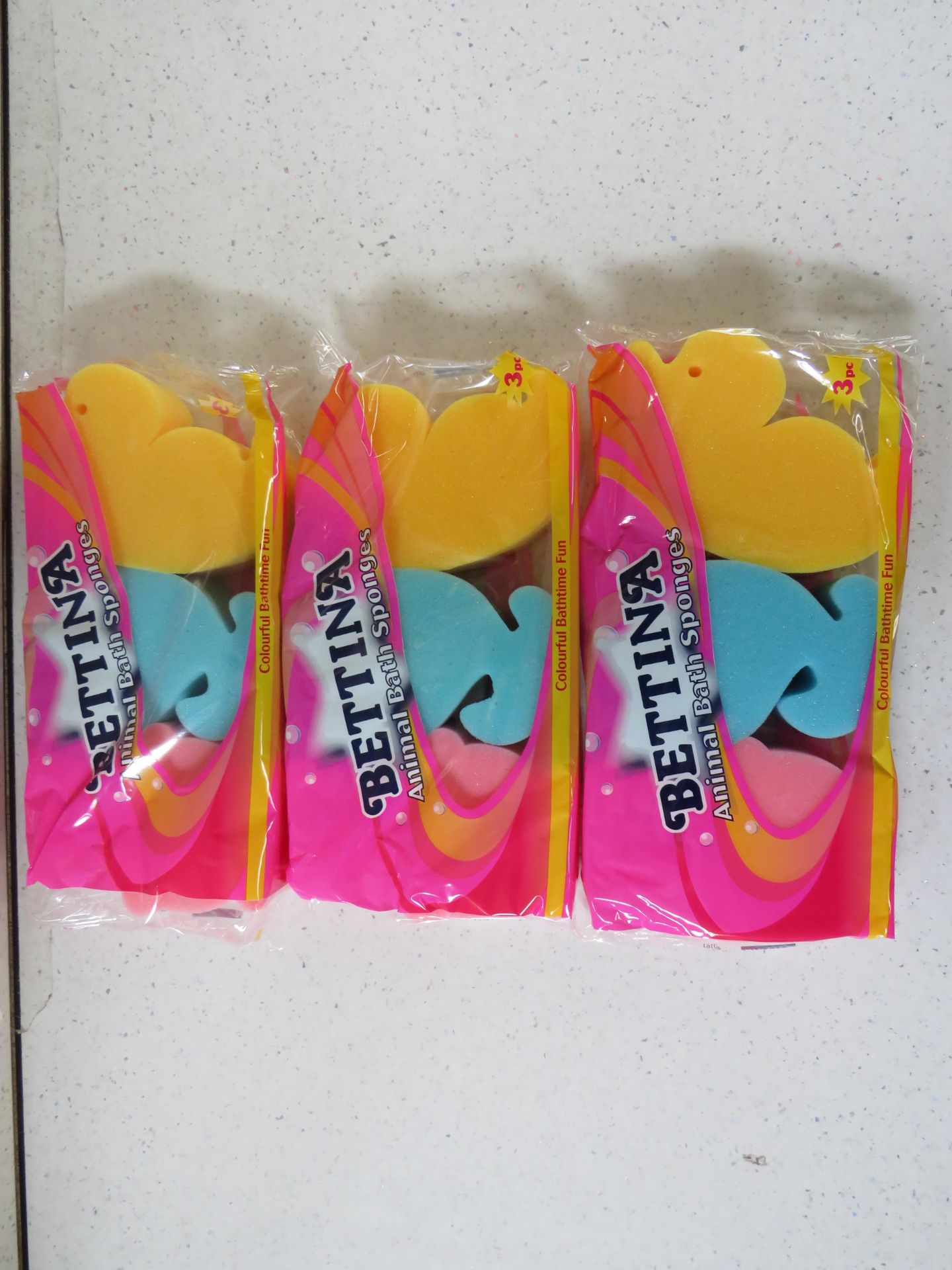 3x Bettina - Set of 3 Animal Shaped Bathtime Sponges - New & Packaged.