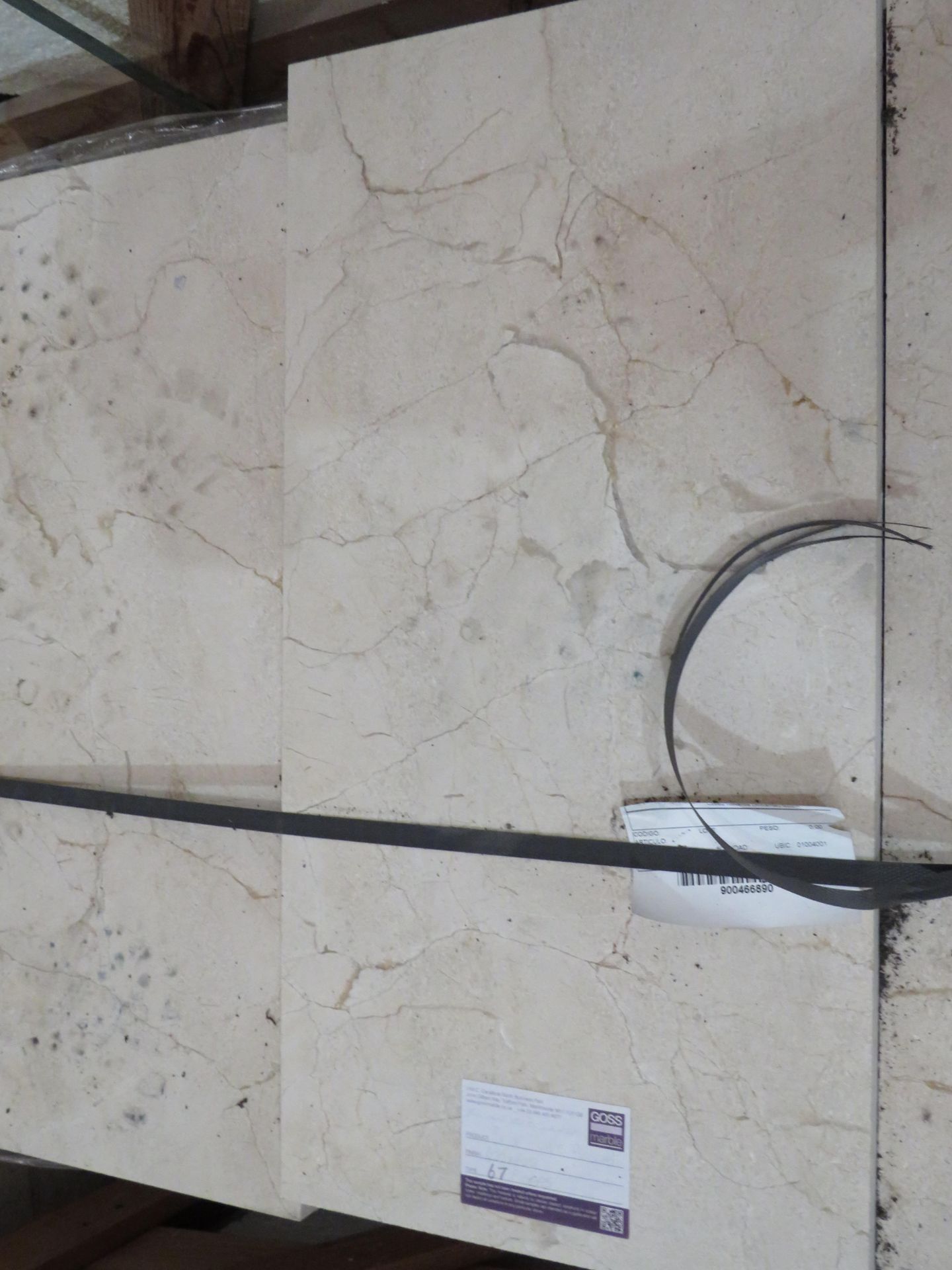 Pallet of 96x Crema Marfil Polished marble tiles, 40x60cm