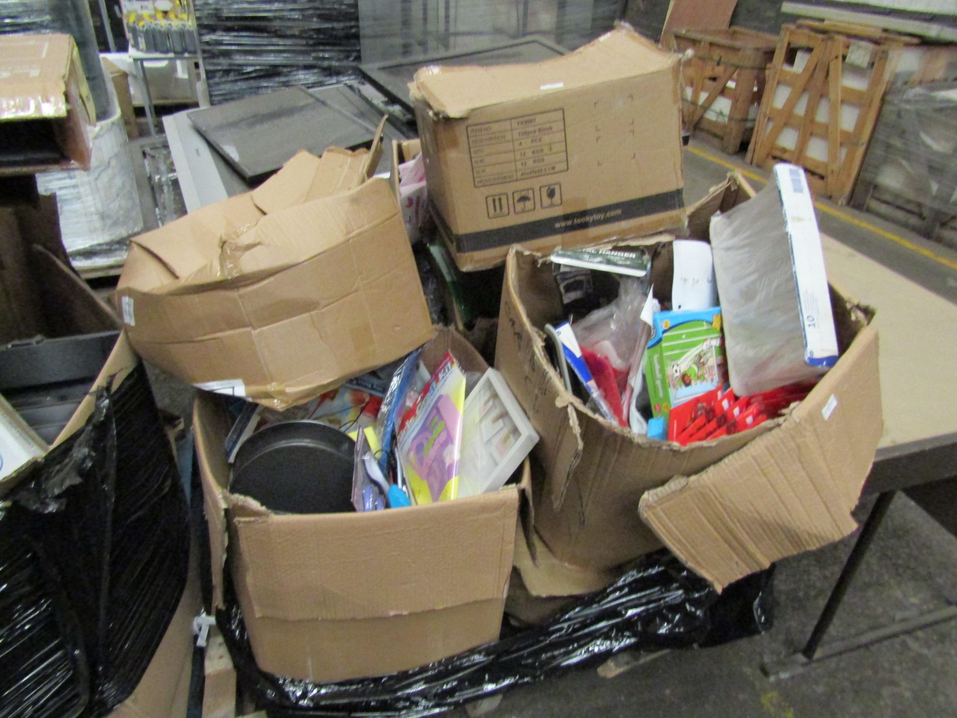 1x Pallet Containing Approx 150+ Assorted Item - All Unchecked, Viewing Recommended Before Bidding.
