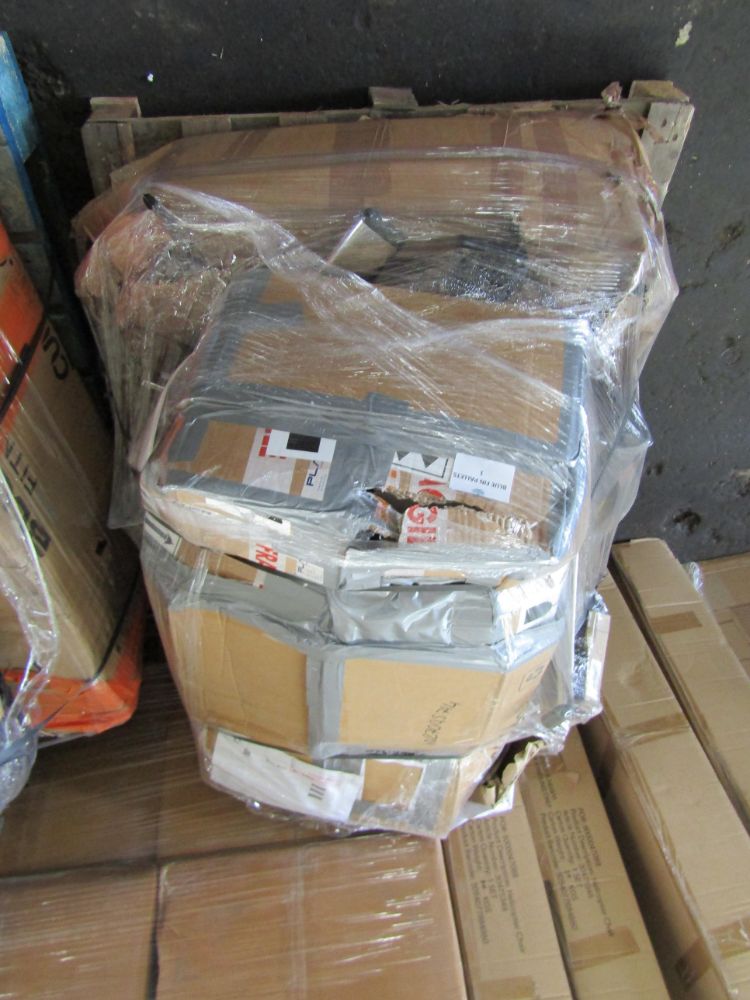 Pallets of Blue fin fitness equipment customer returns