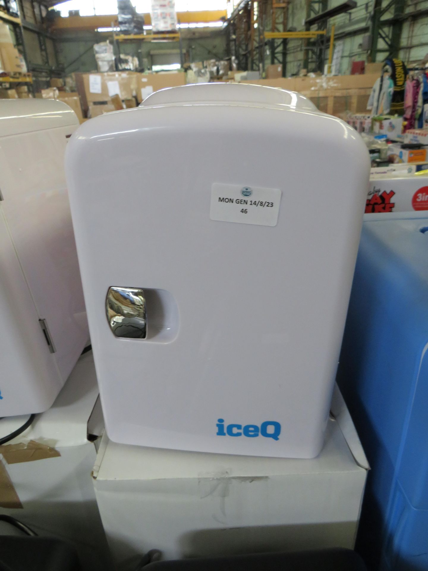 iceQ 4 Litre Mini Fridge - White RRP ¶œ36.99