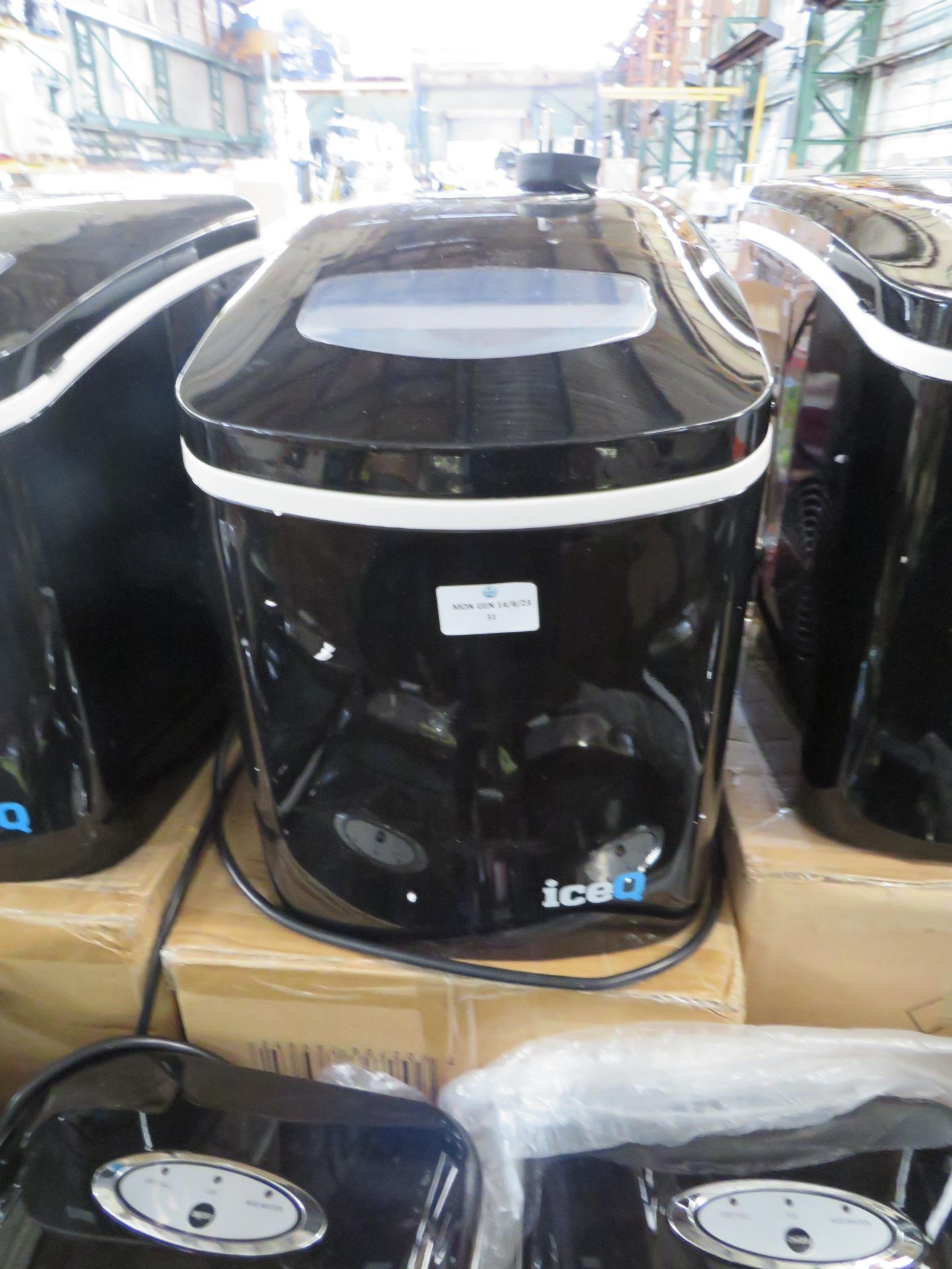 Ice Q compact ice maker, powers on but that is as far as we can test without adding water and