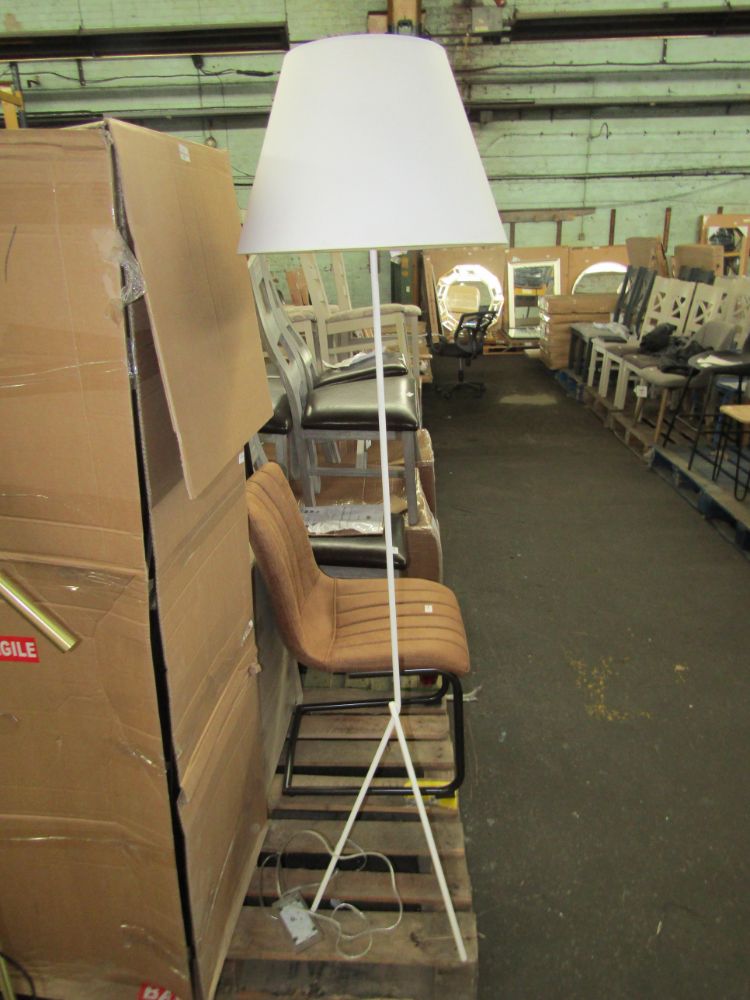 Thursday Furniture Auction from Oak Furnitureland, John Lewis, Gallery, Dunelm & Oka. Containing, Mirrors, Art work, Side tables & Much more!!!