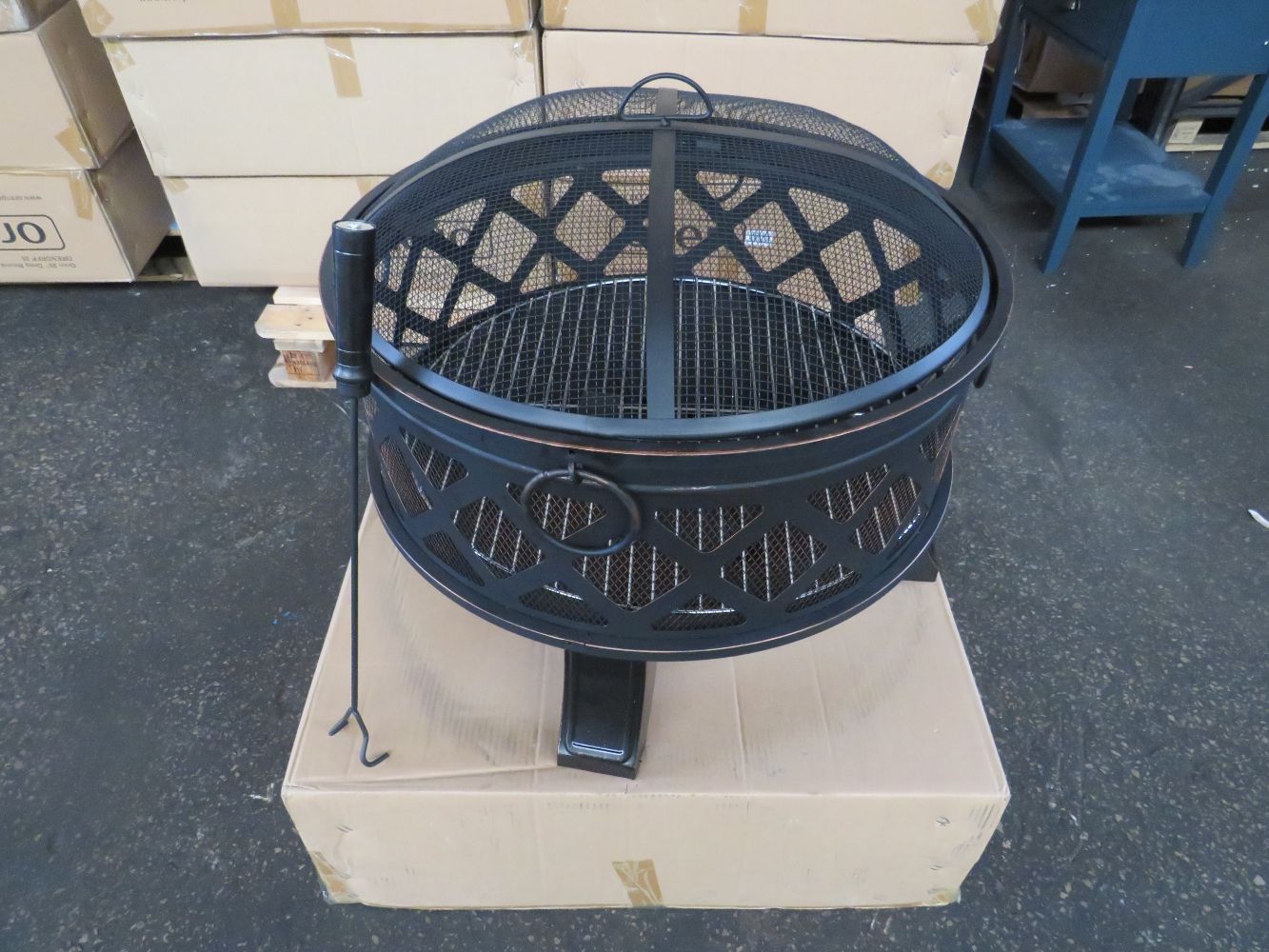 Fire, Fire Sundays Fire-Pits Auction With Bulk Lots Available !