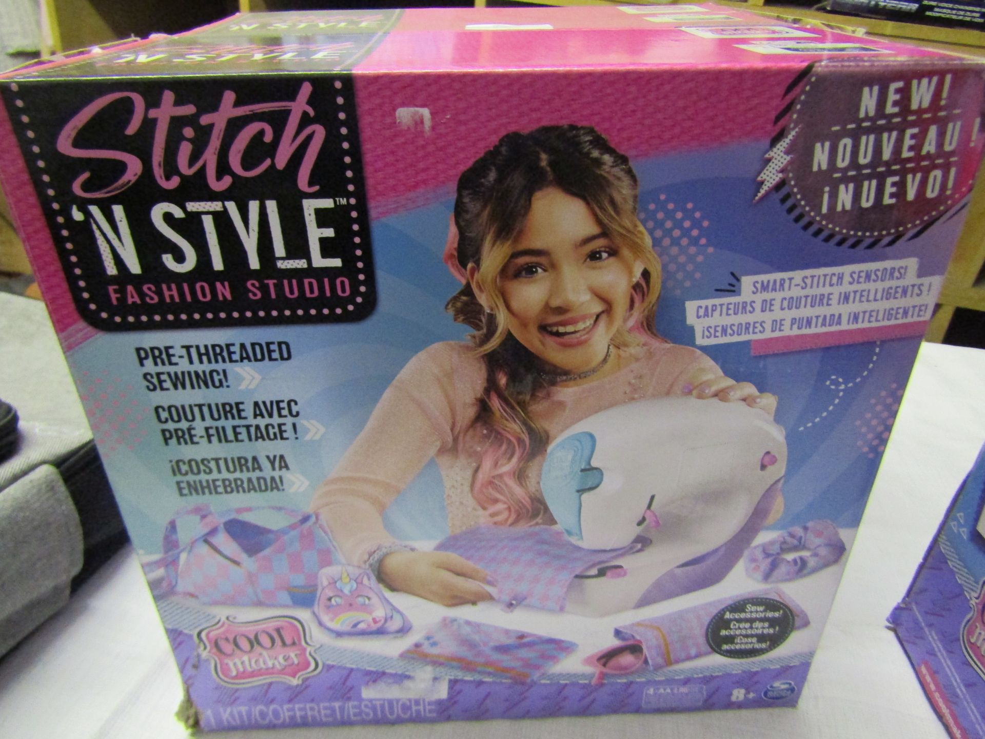 2 X Cool Maker - Stitch n' Style Kit - Unchecked & Boxed.