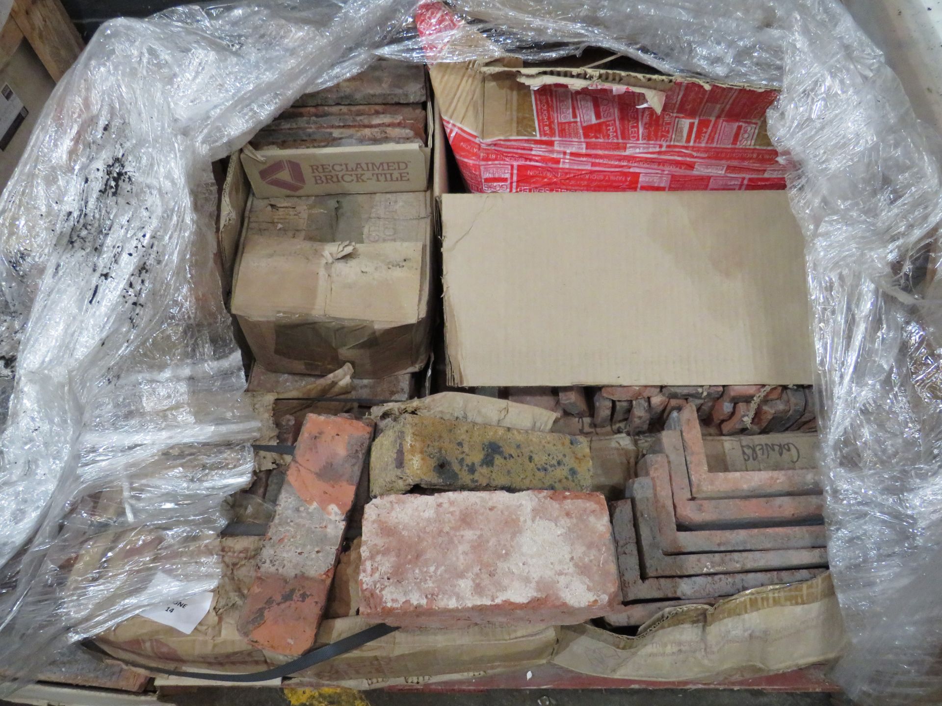 Pallet of Mixed reclained brick tiles and reclaimed bricks