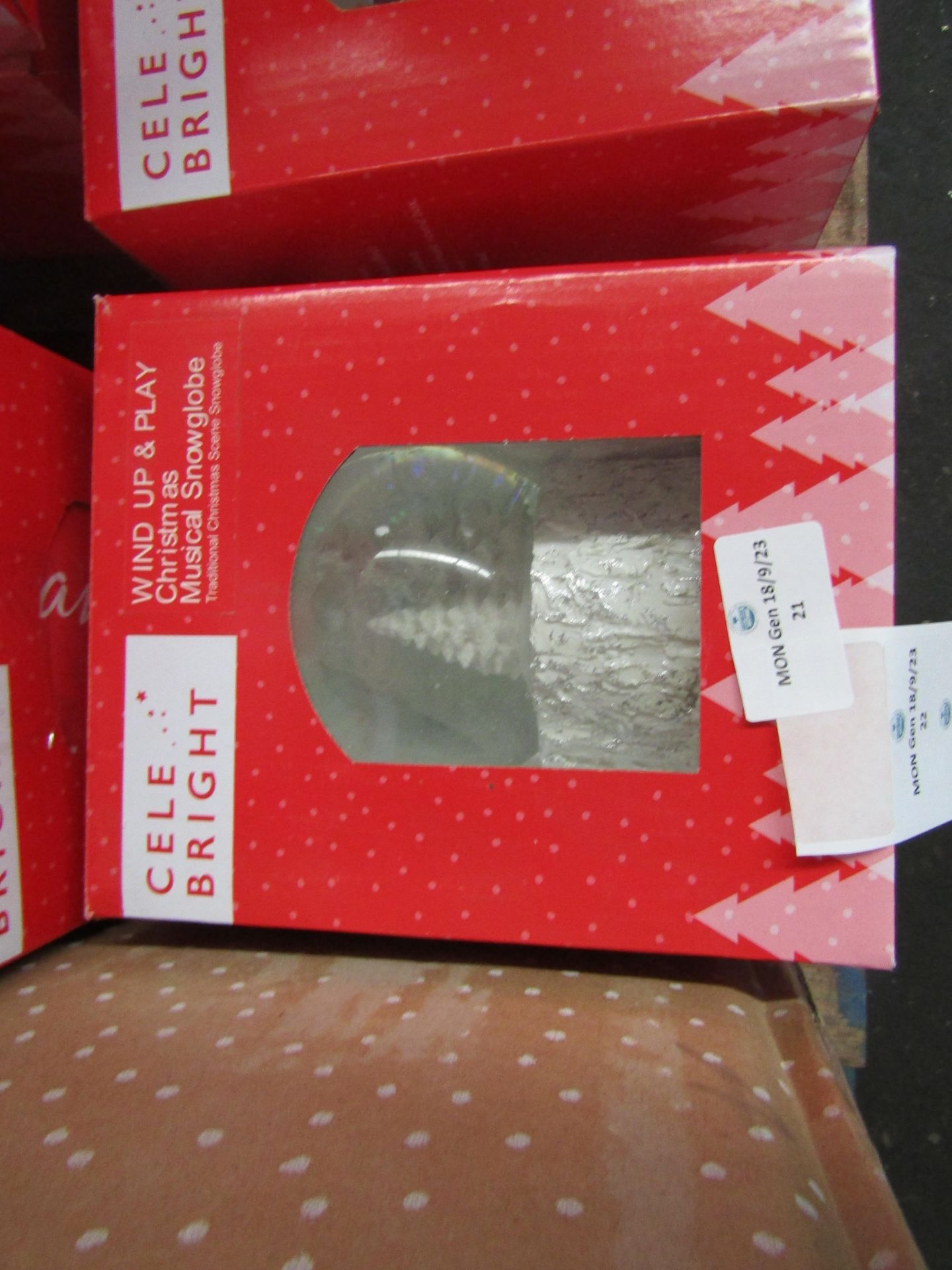 Celebright - Wind-Up & Play Musical Christmas Snowglobe - Looks In Good Condition & Boxed.